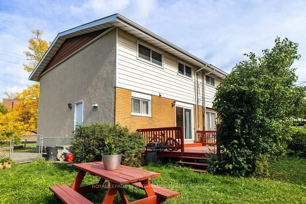 2258 Russell Road