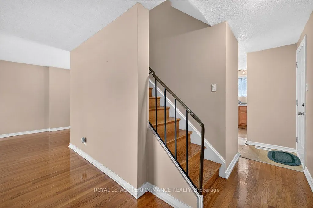 2258 Russell Road