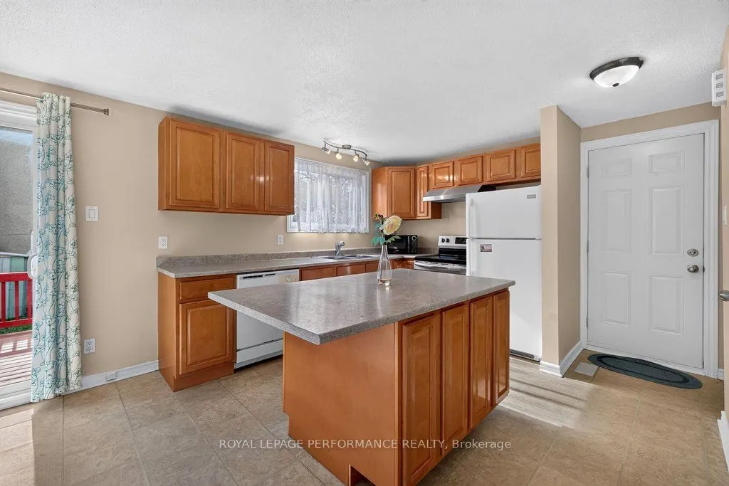 2258 Russell Road