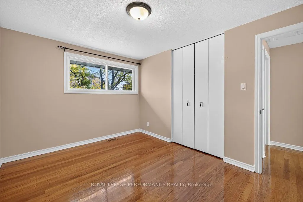 2258 Russell Road