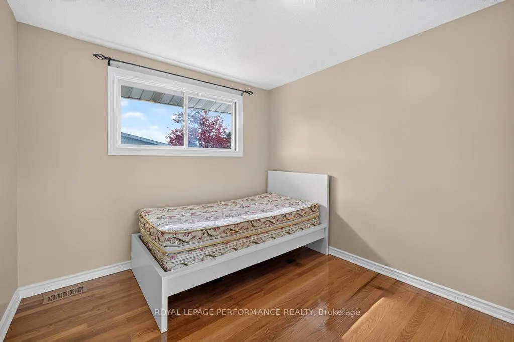 2258 Russell Road