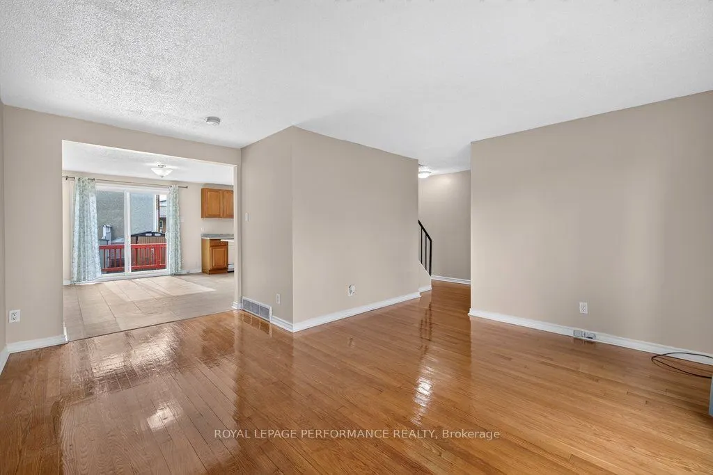 2258 Russell Road