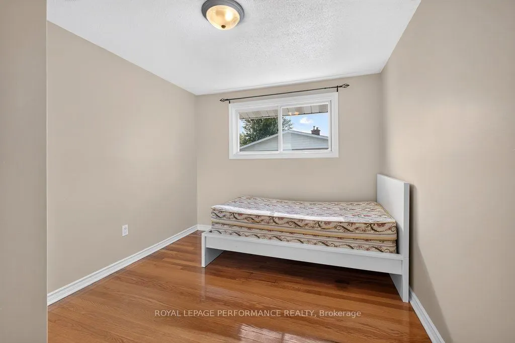 2258 Russell Road