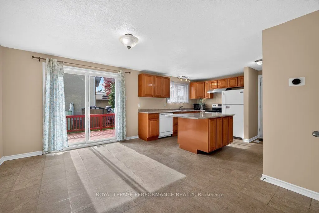 2258 Russell Road