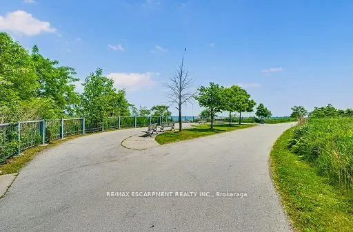 125 SHOREVIEW Place #514