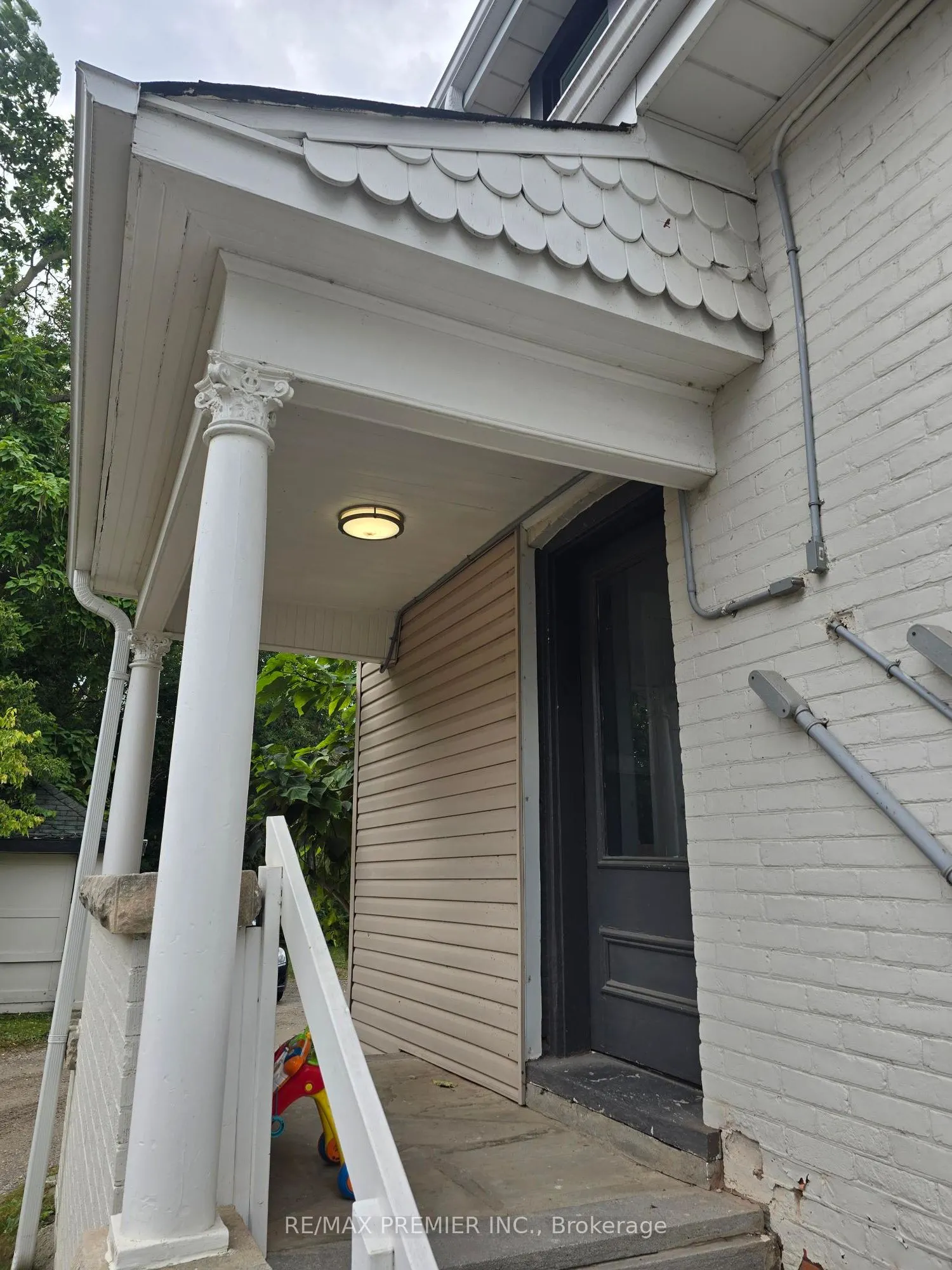 95 Cayuga Street