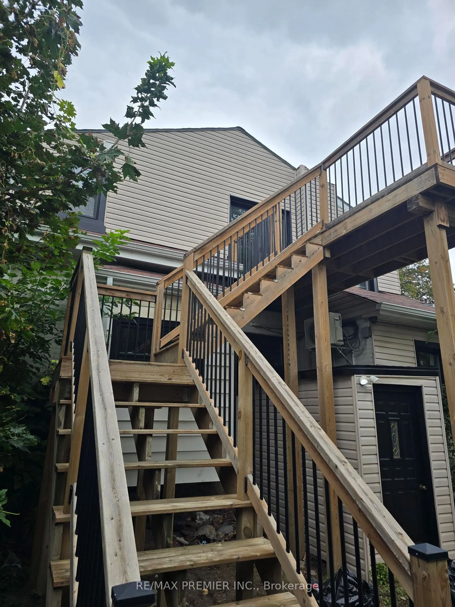 95 Cayuga Street