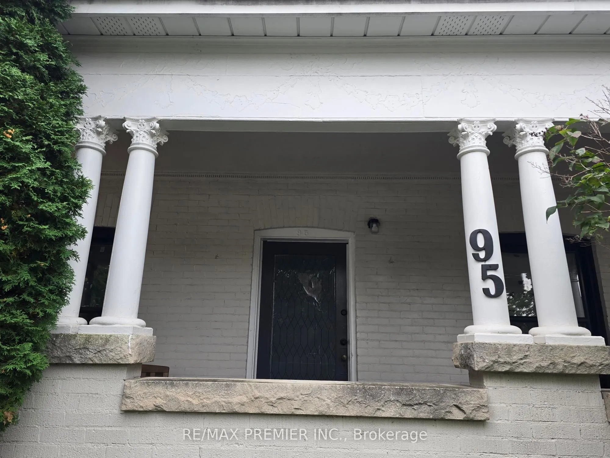 95 Cayuga Street