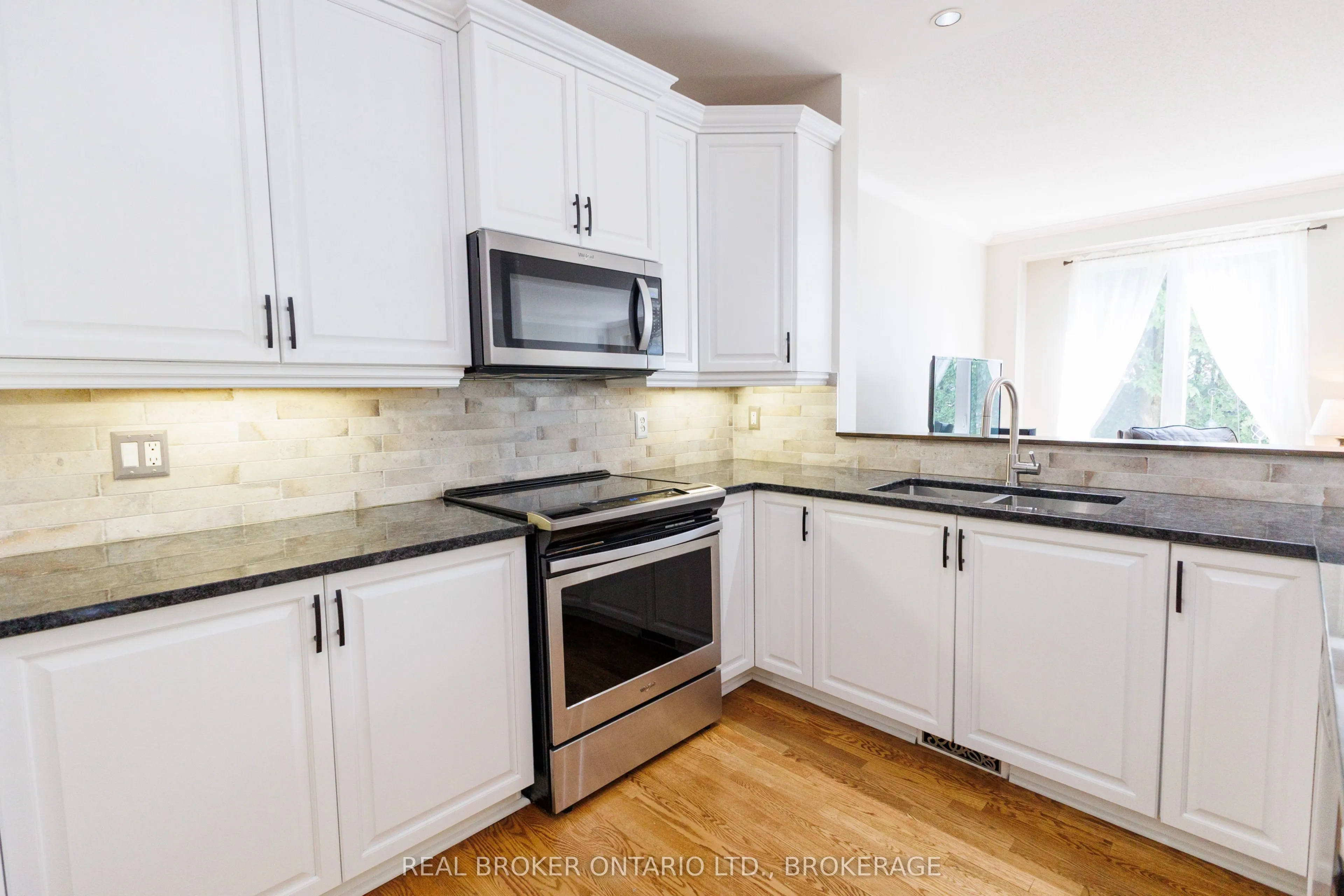 11 Redbridge Crescent