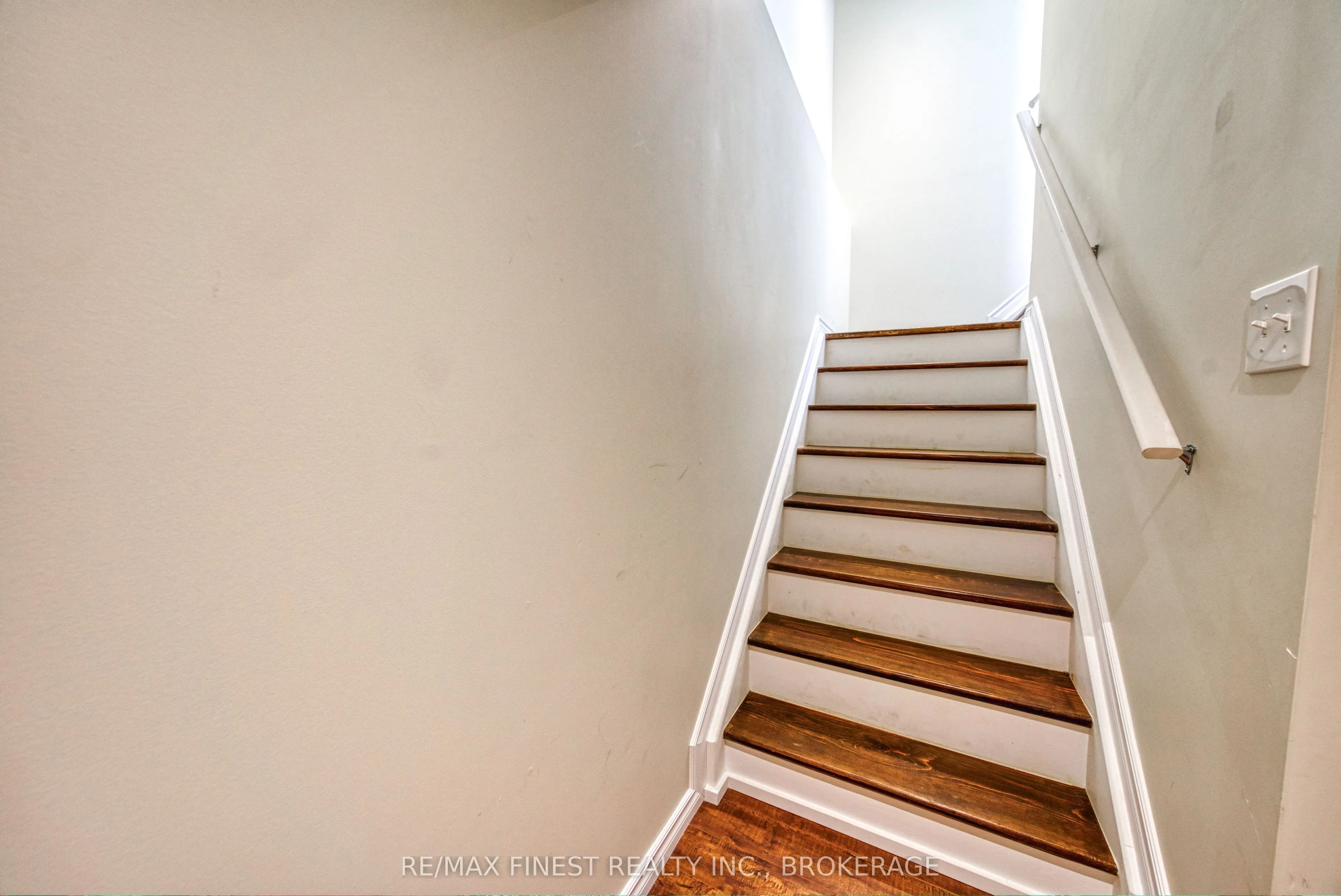 1017 Woodhaven Drive