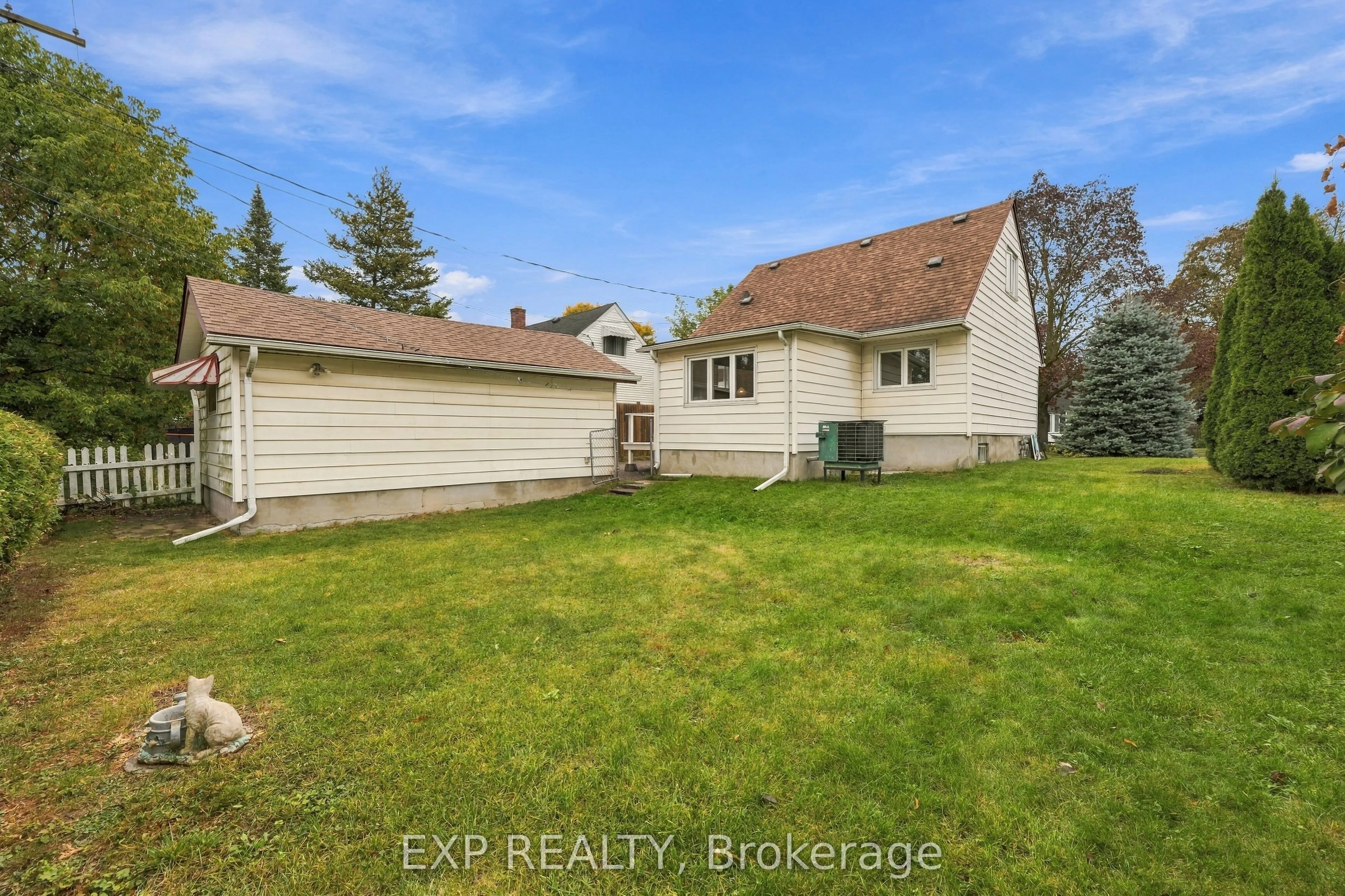 724 Mckellar Street