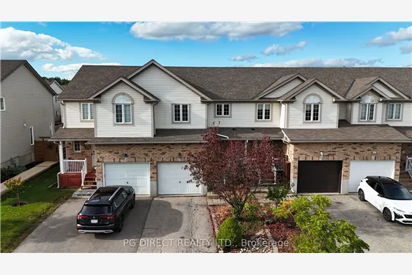 100 Foxglove Crescent