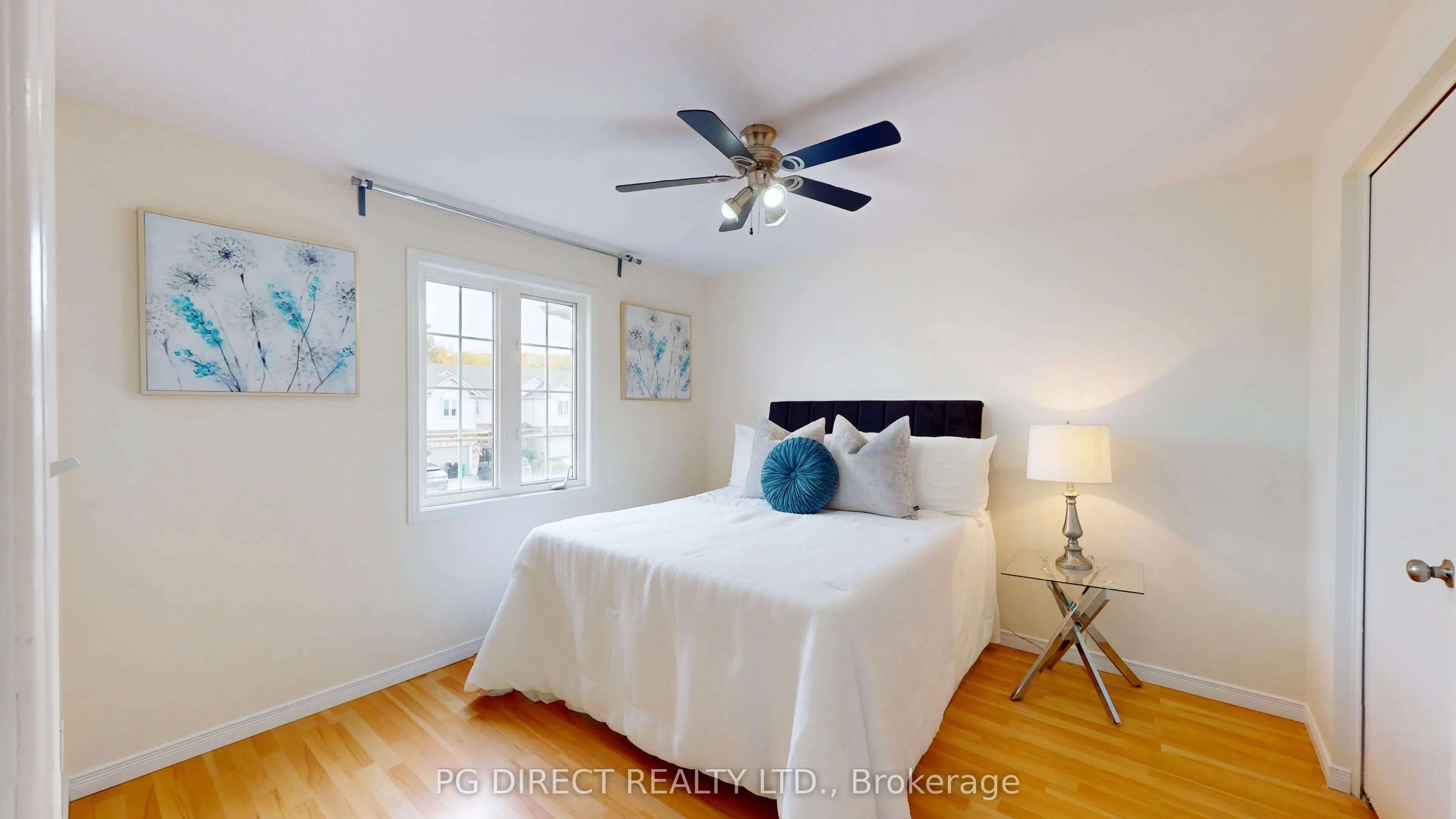 100 Foxglove Crescent