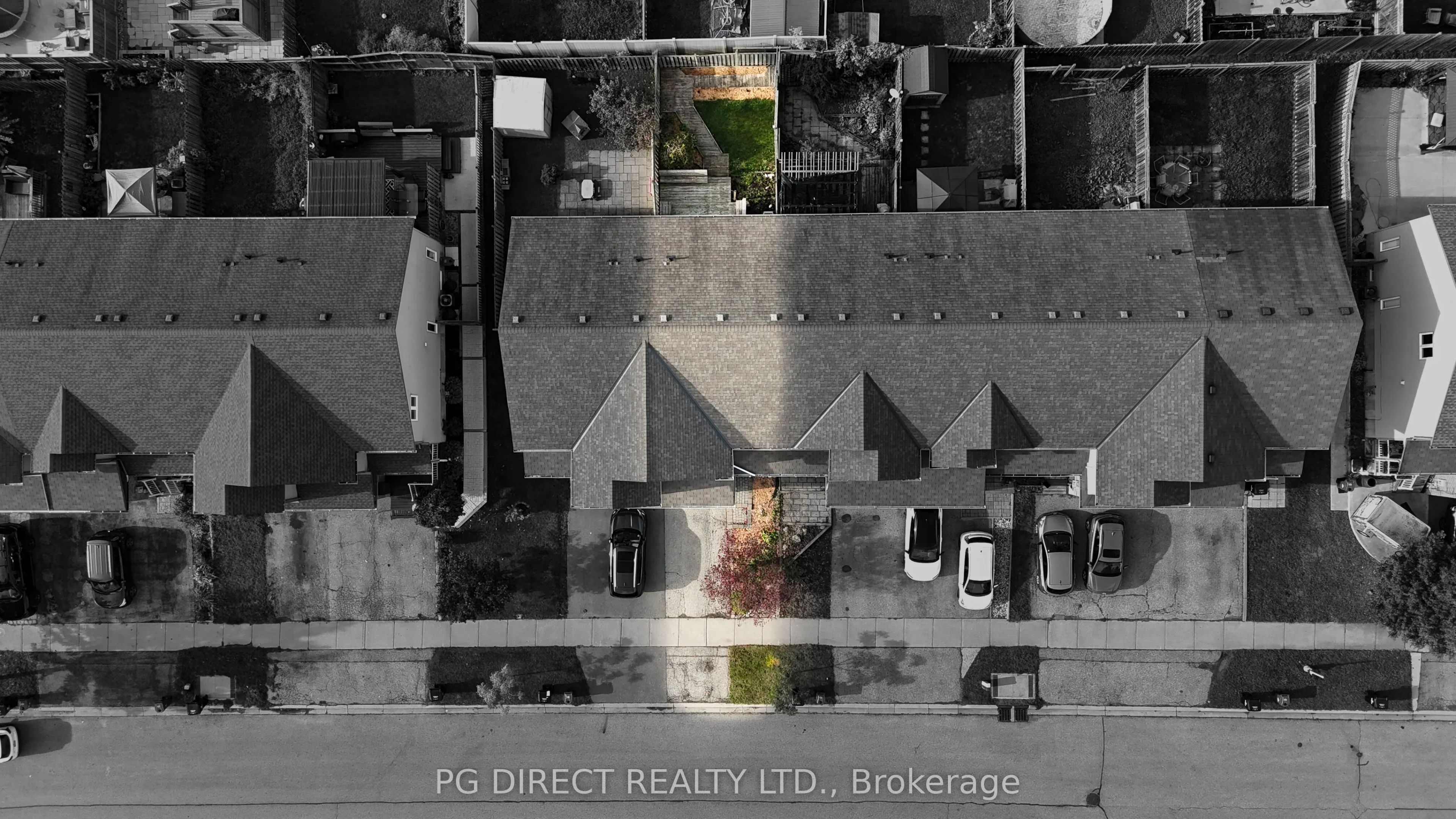100 Foxglove Crescent