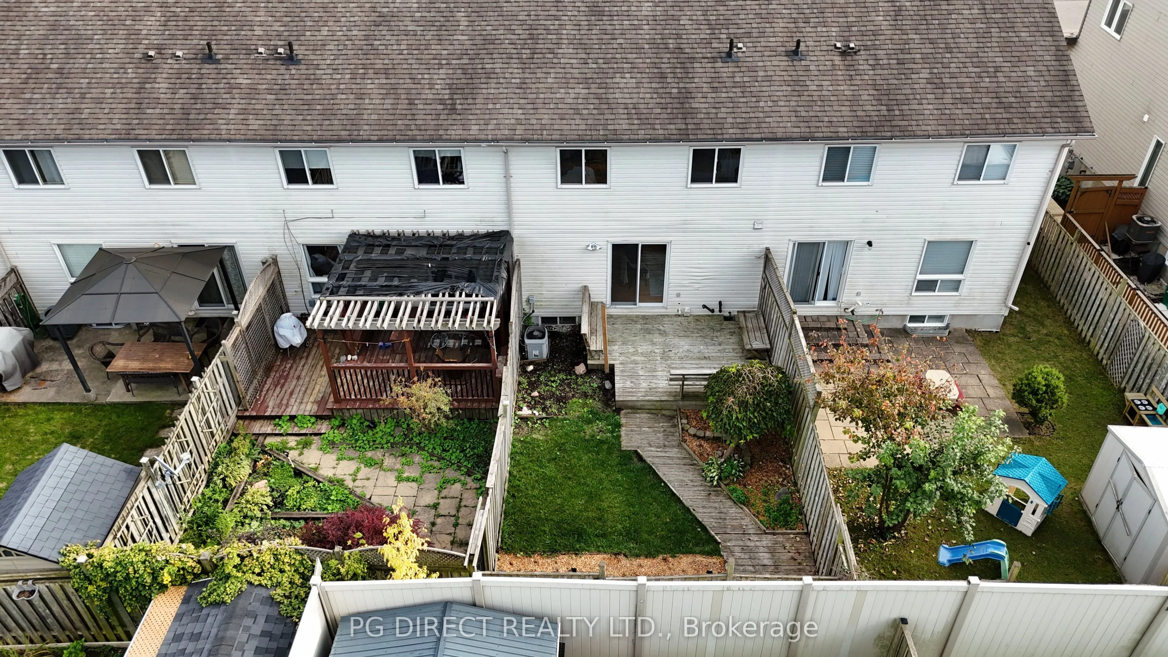 100 Foxglove Crescent