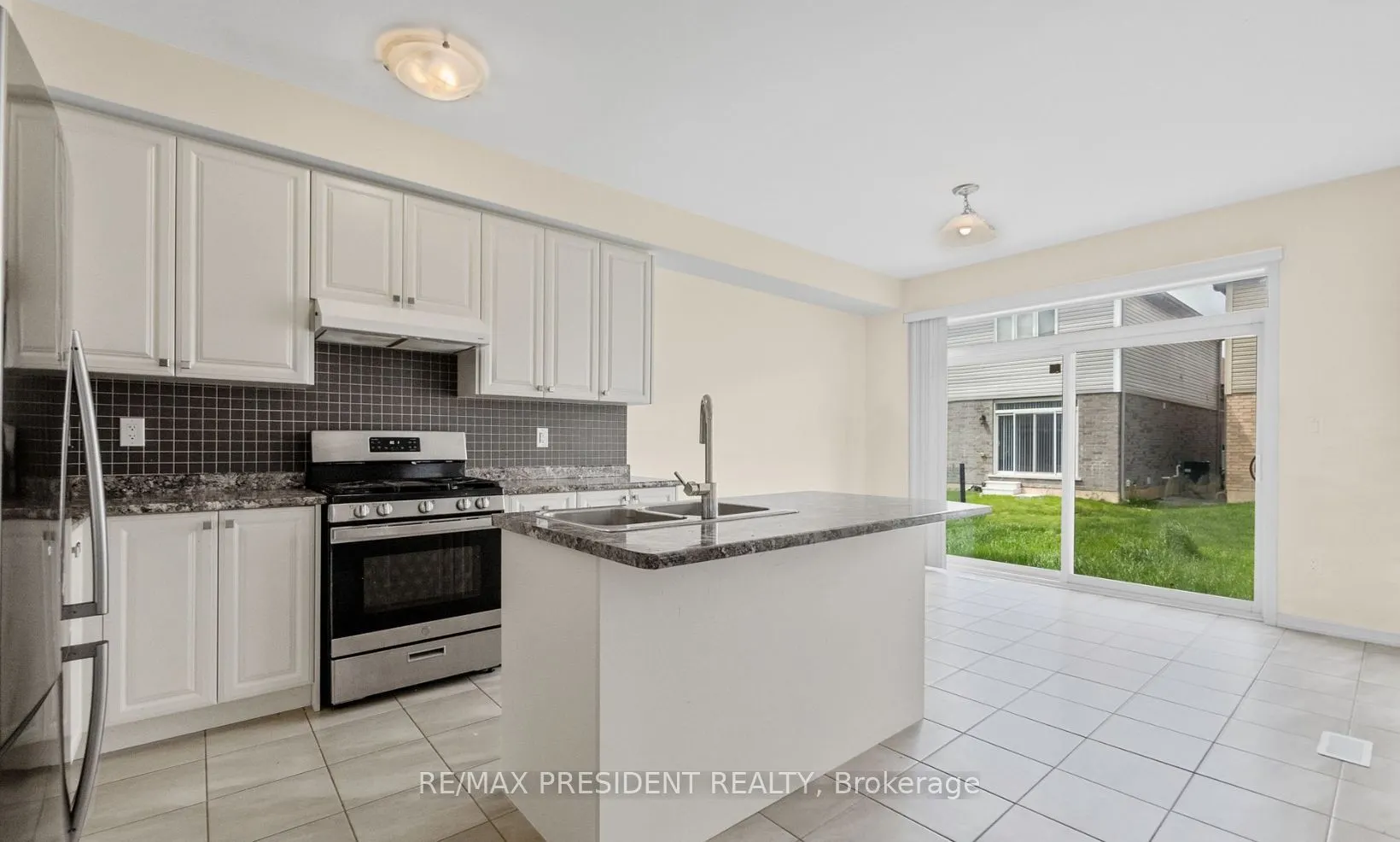25 Seanesy Drive