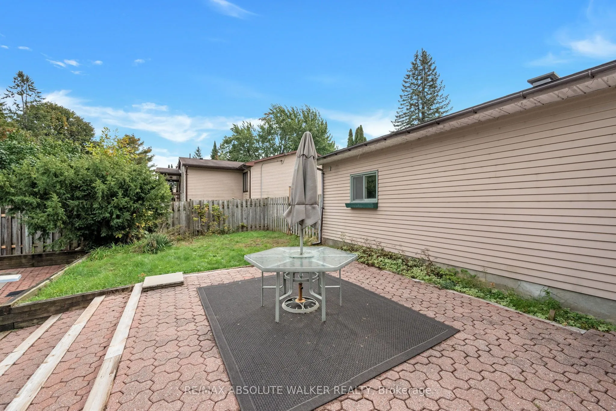 29 Jonathan Pack Street