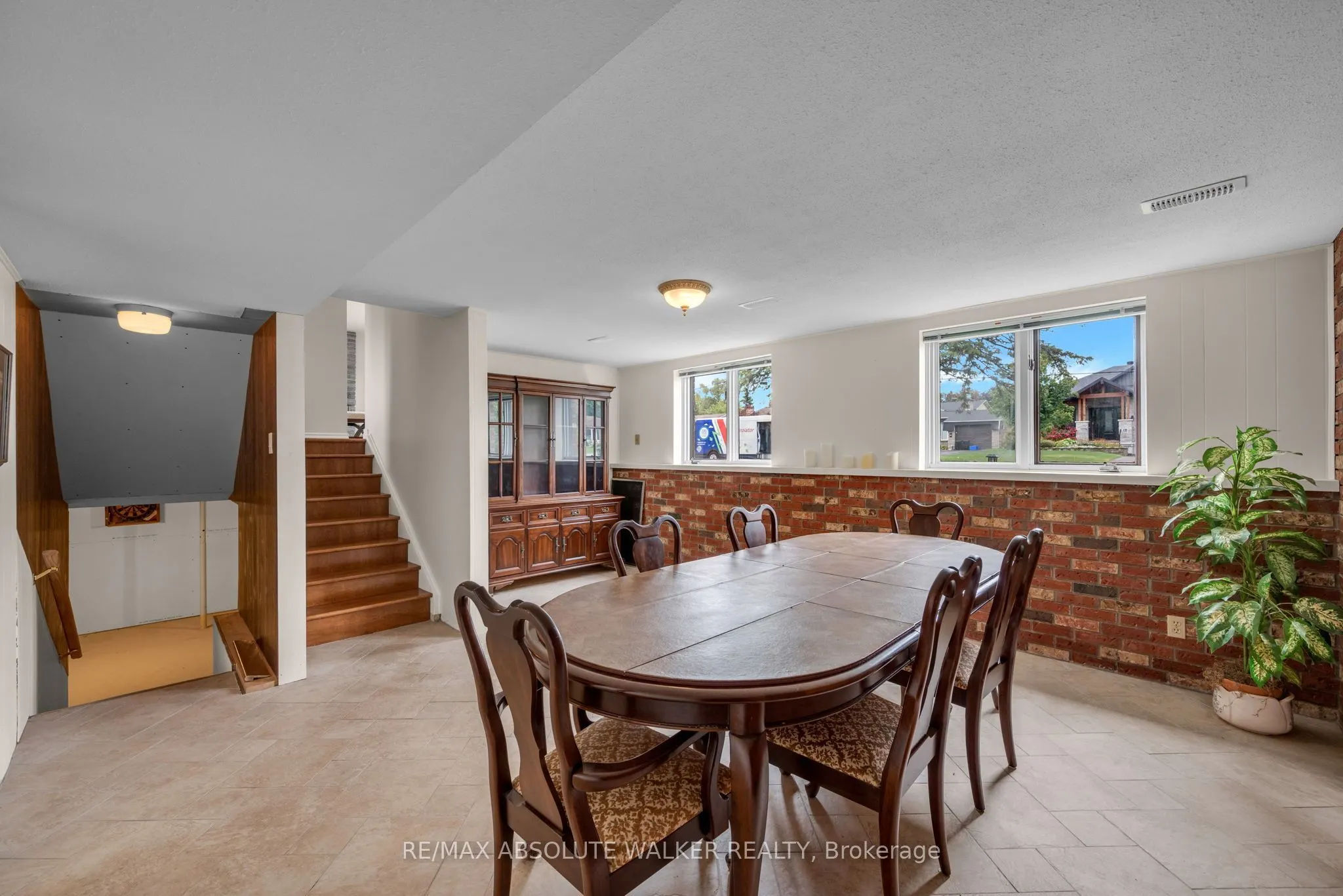 29 Jonathan Pack Street