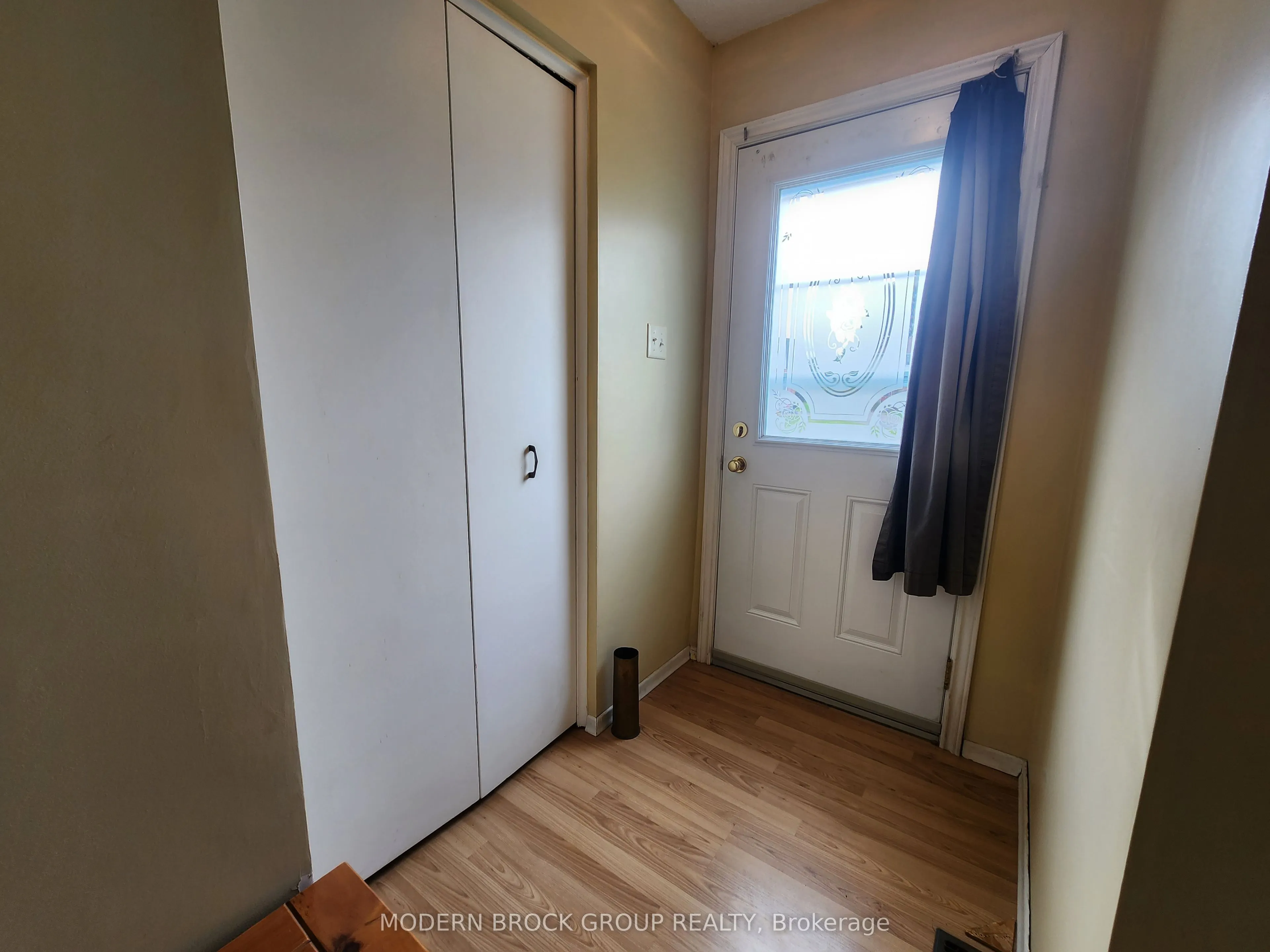 944 Mackenzie Road