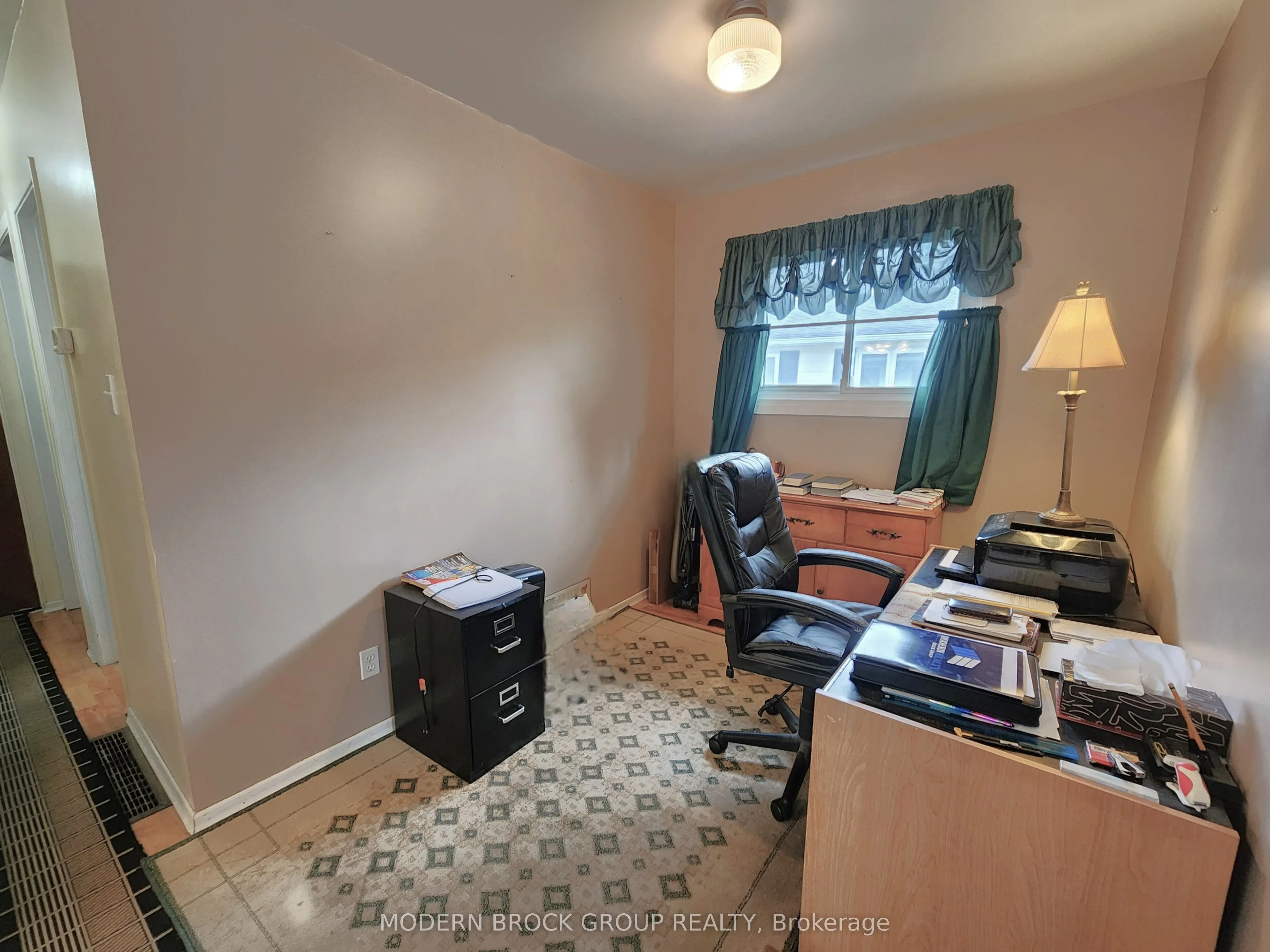 944 Mackenzie Road