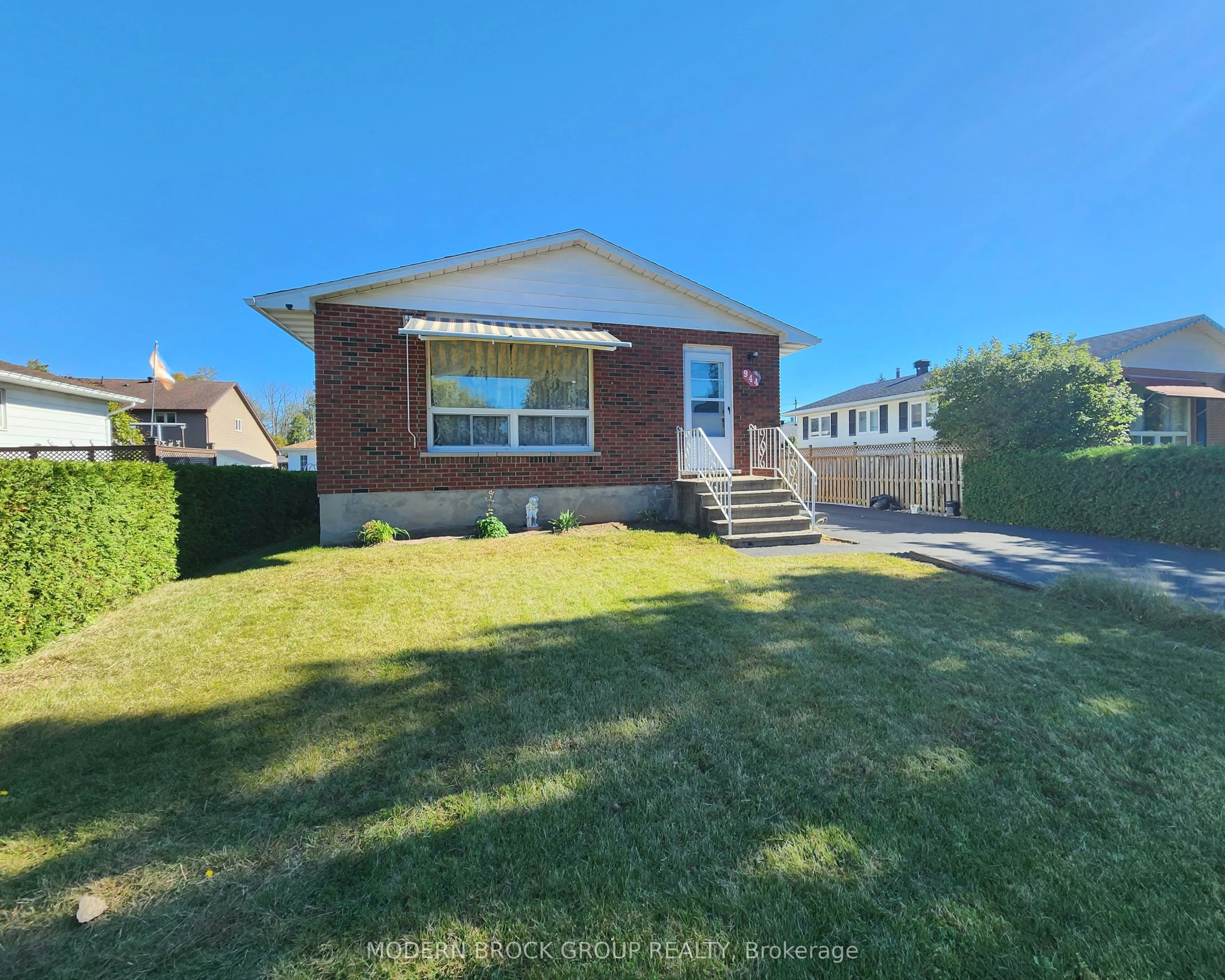 944 Mackenzie Road