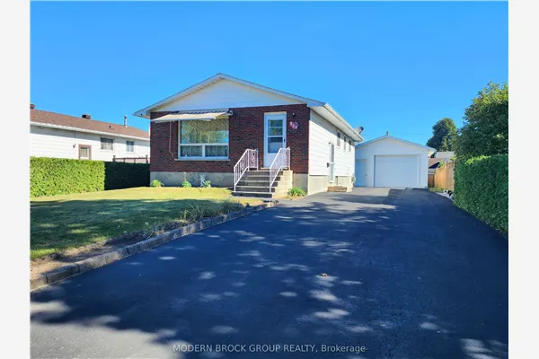 944 Mackenzie Road