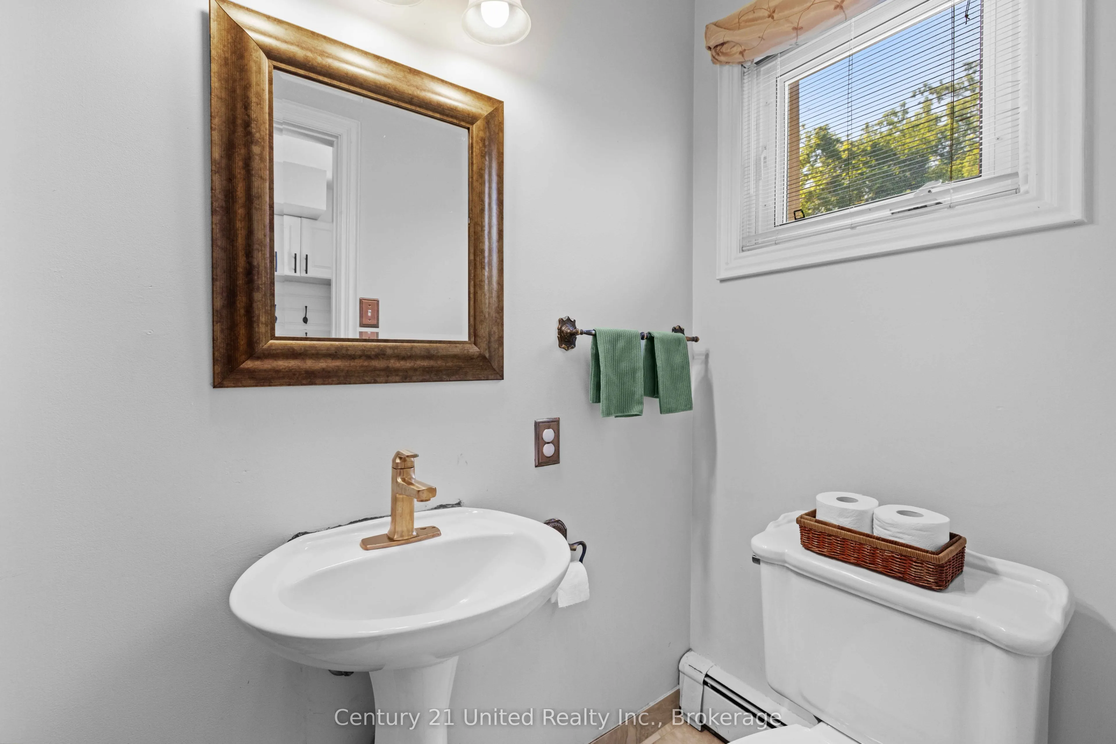 214 Hillview Drive