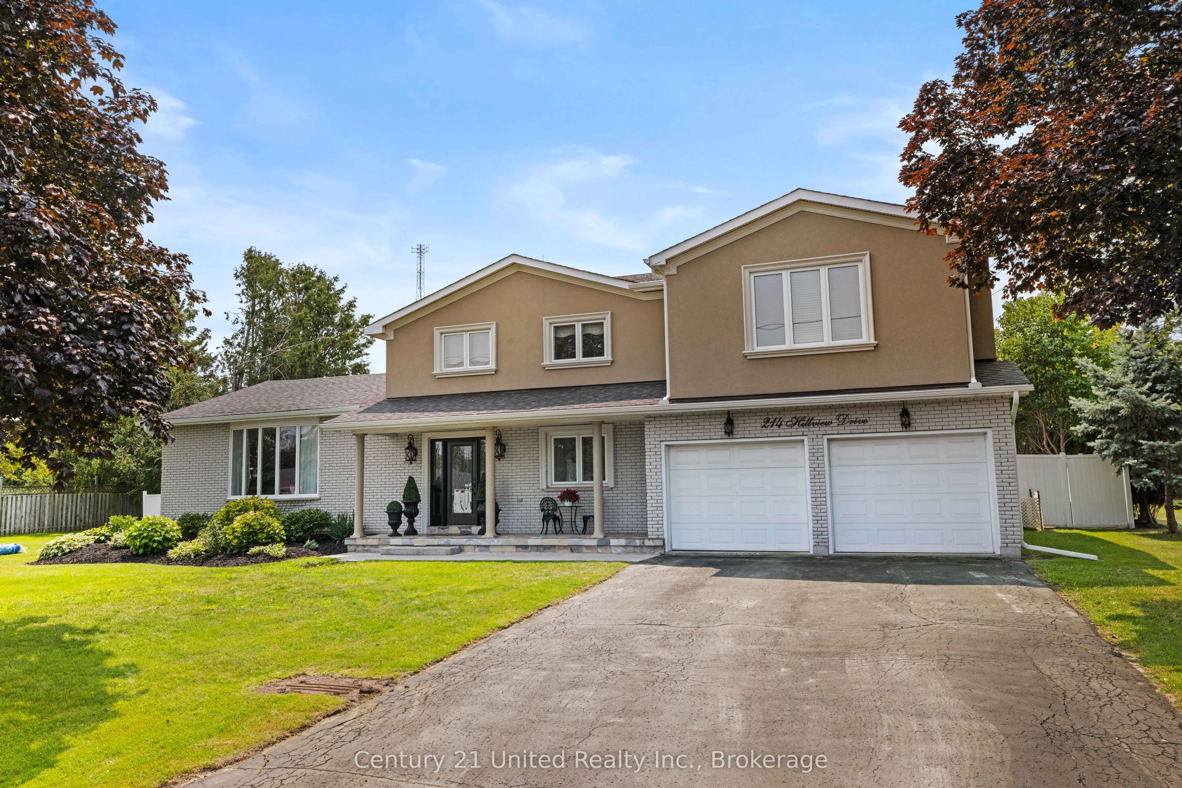 214 Hillview Drive