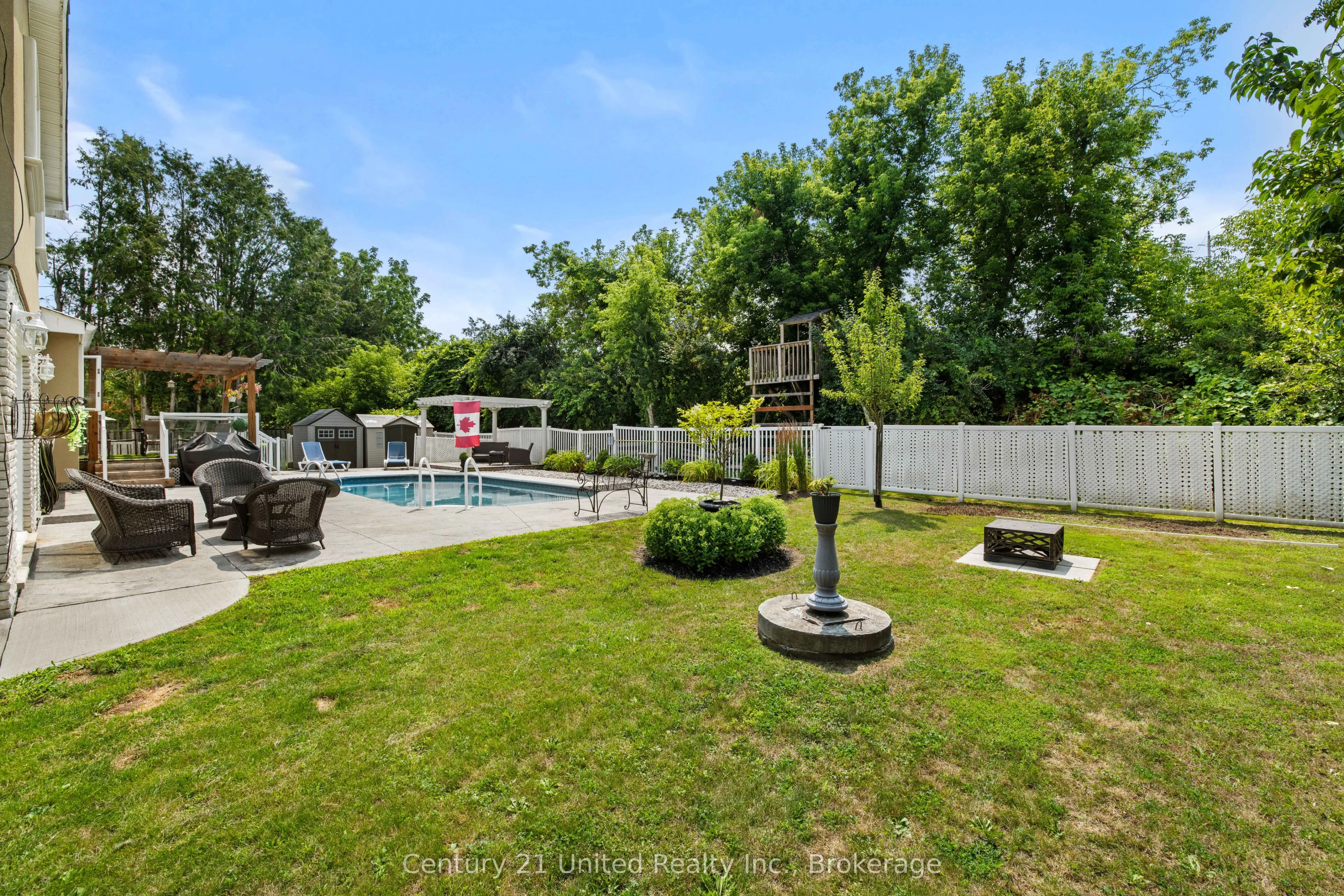 214 Hillview Drive