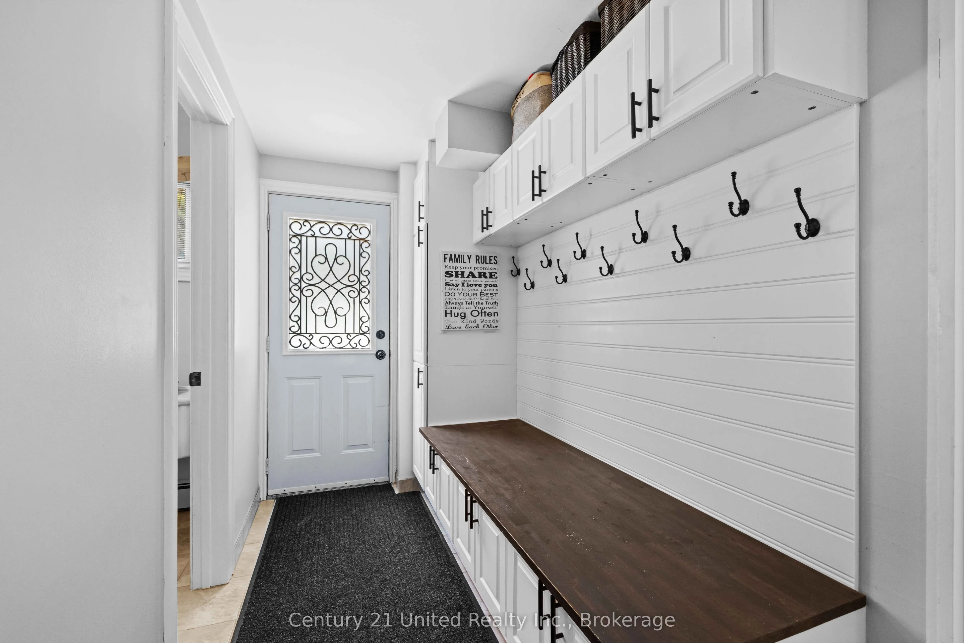 214 Hillview Drive