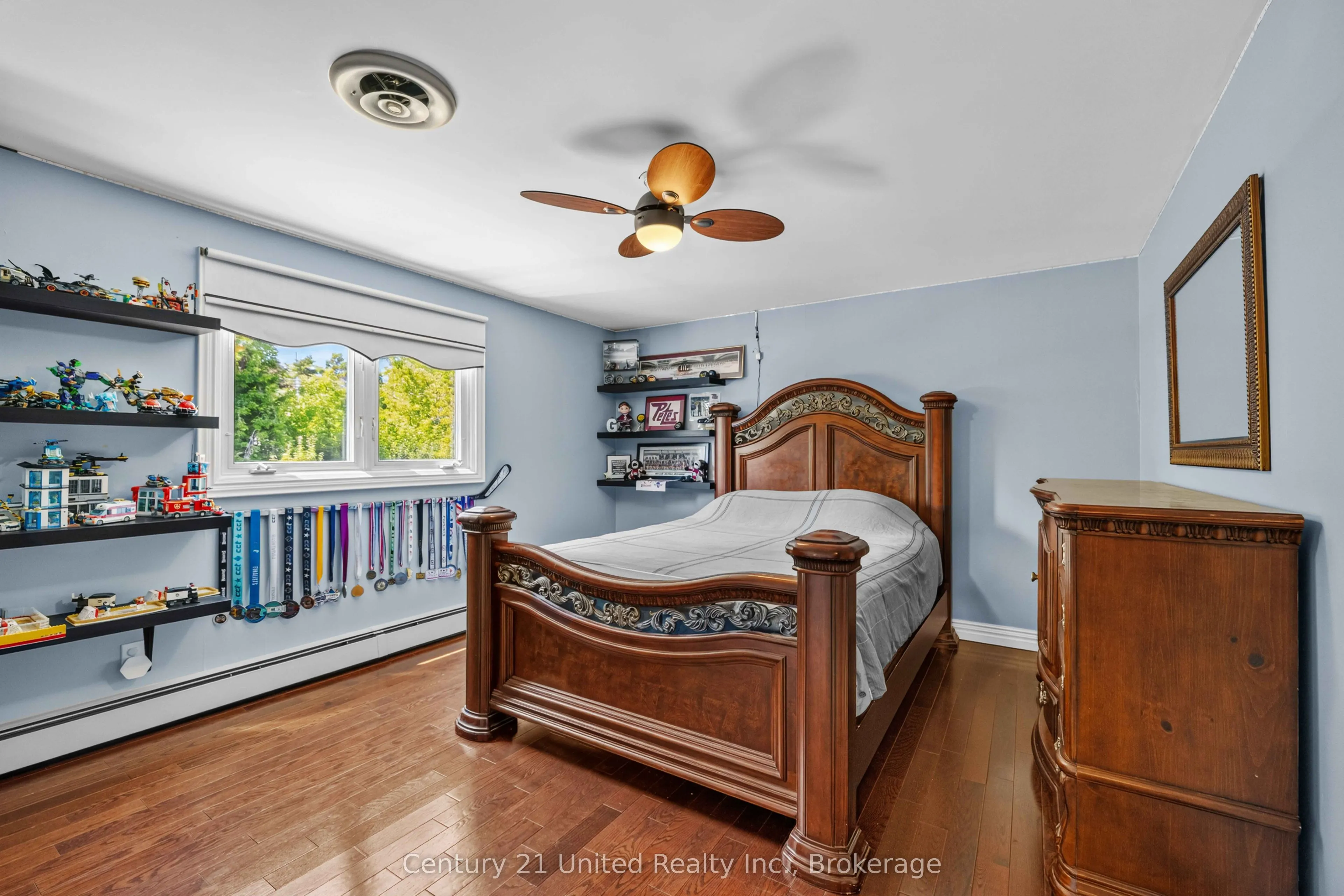 214 Hillview Drive