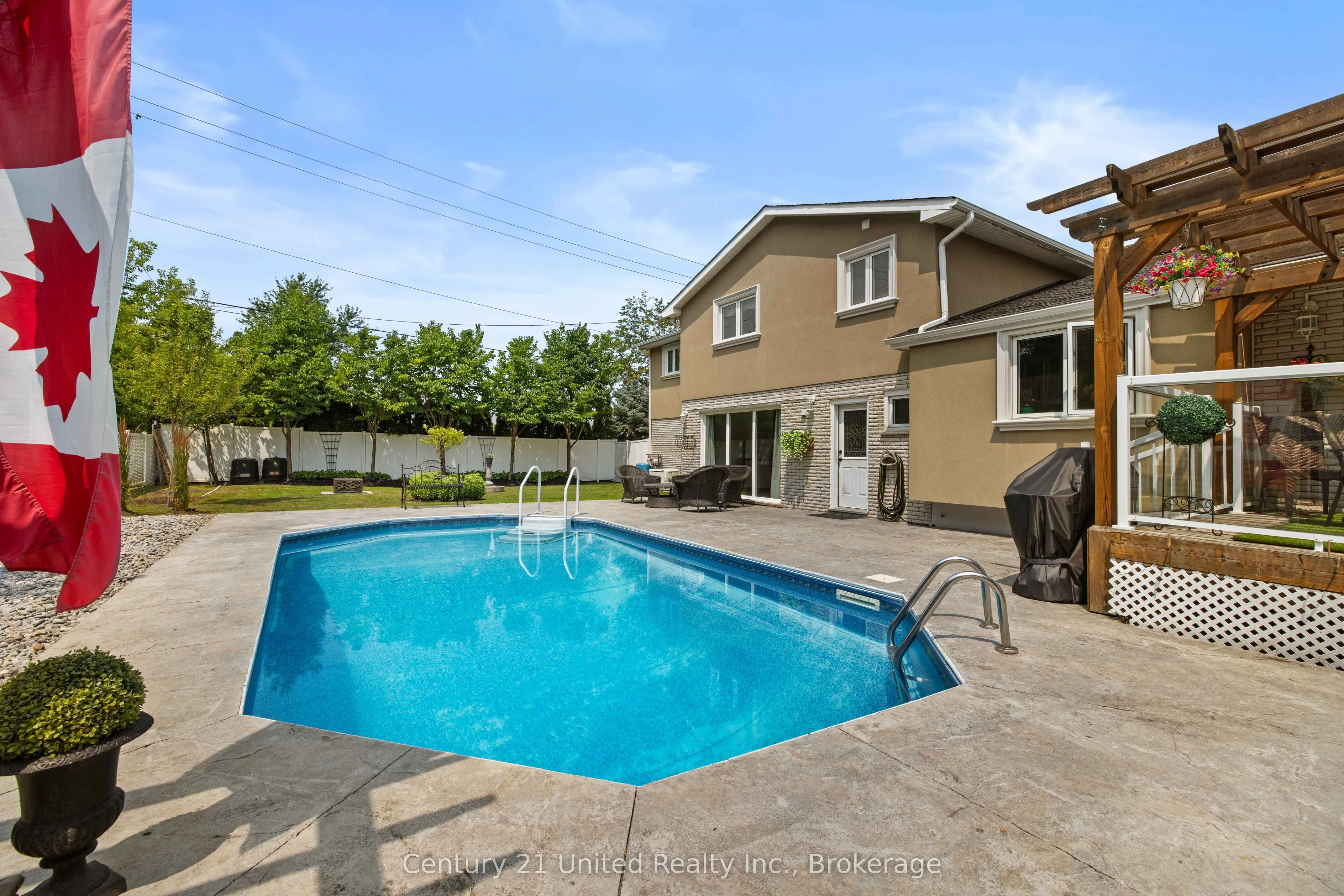 214 Hillview Drive
