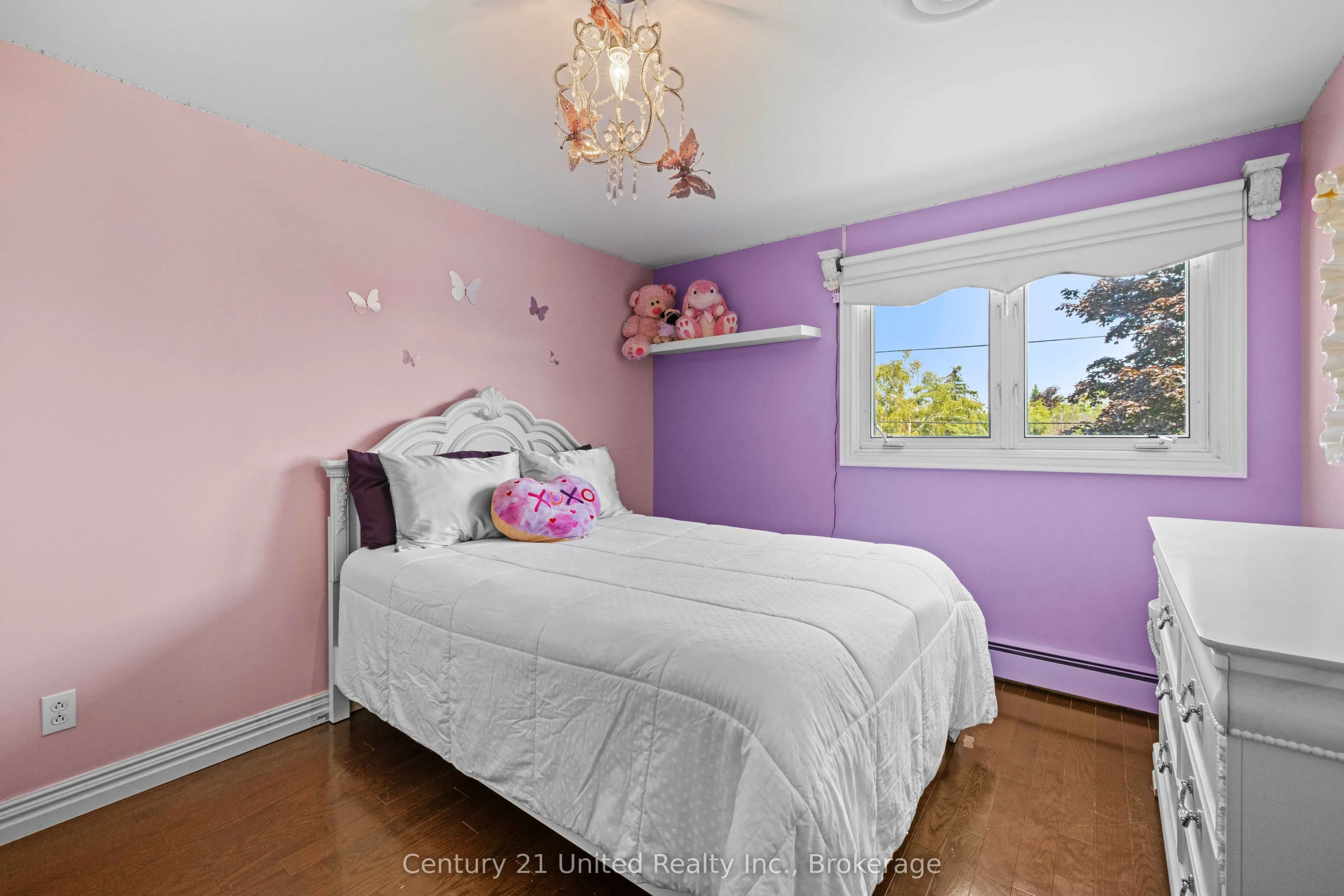 214 Hillview Drive