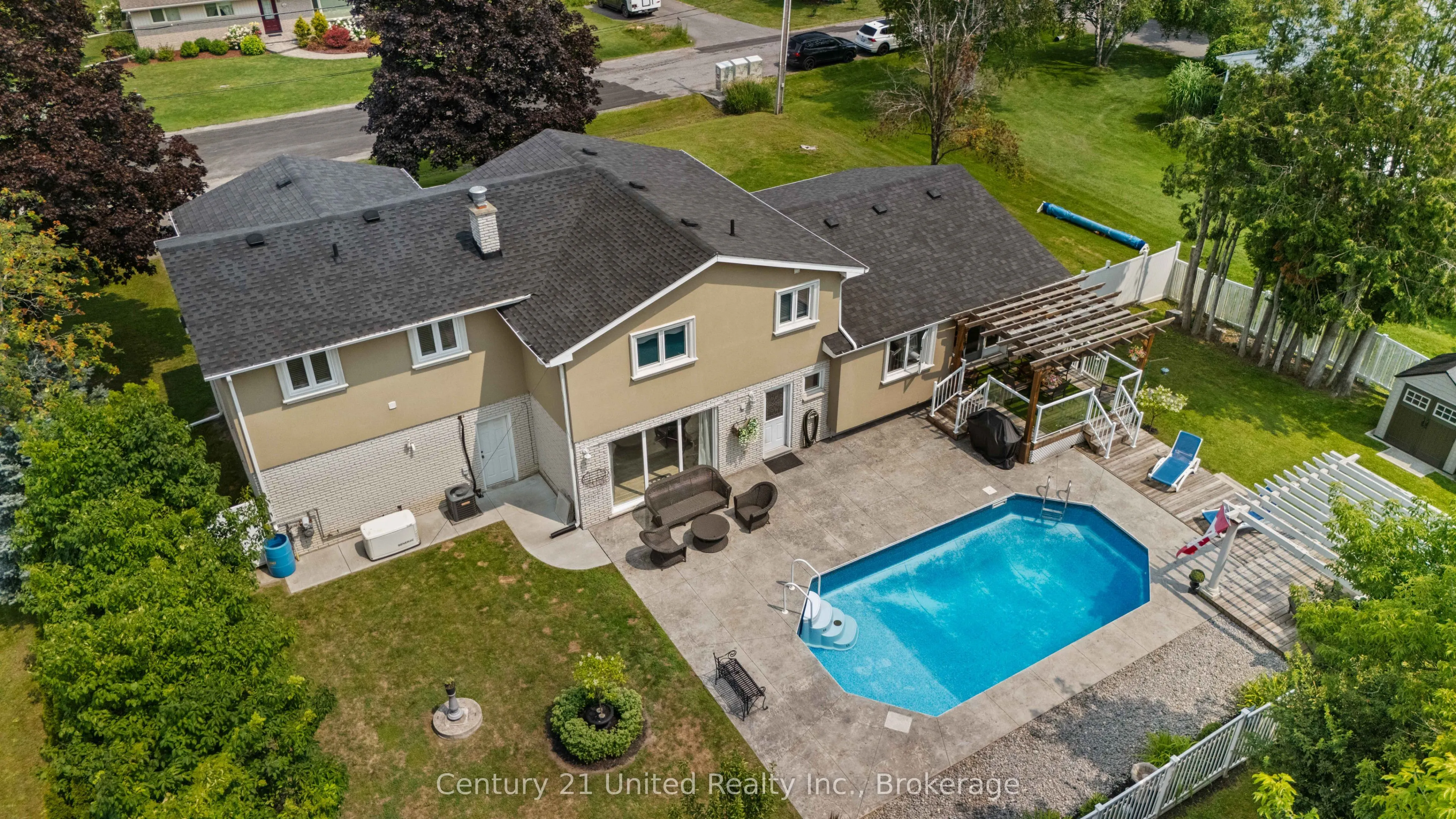 214 Hillview Drive