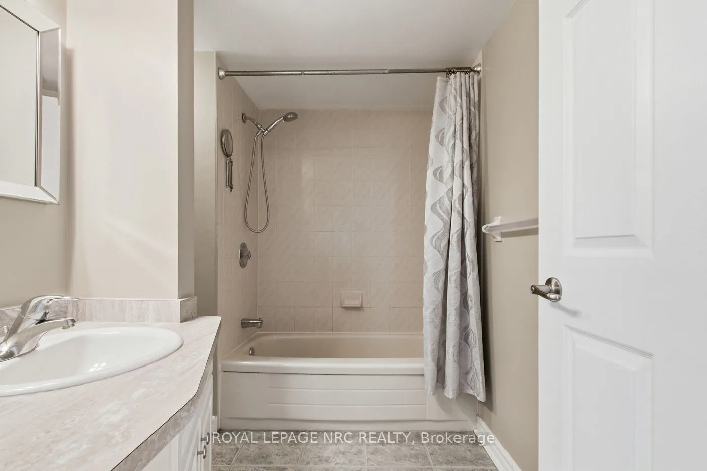 1061 Vansickle Road N #301
