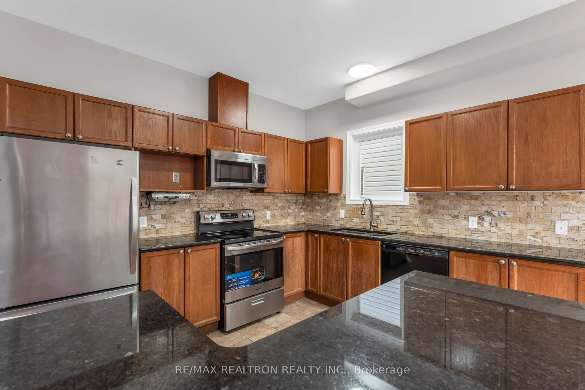 1422 Stoneridge Drive