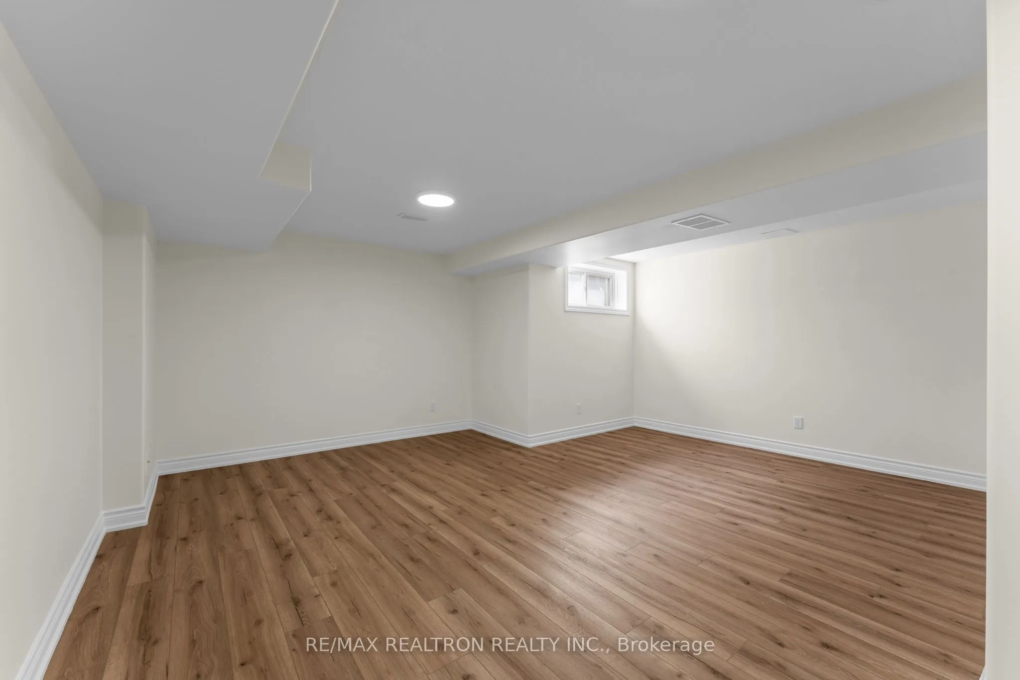 1422 Stoneridge Drive