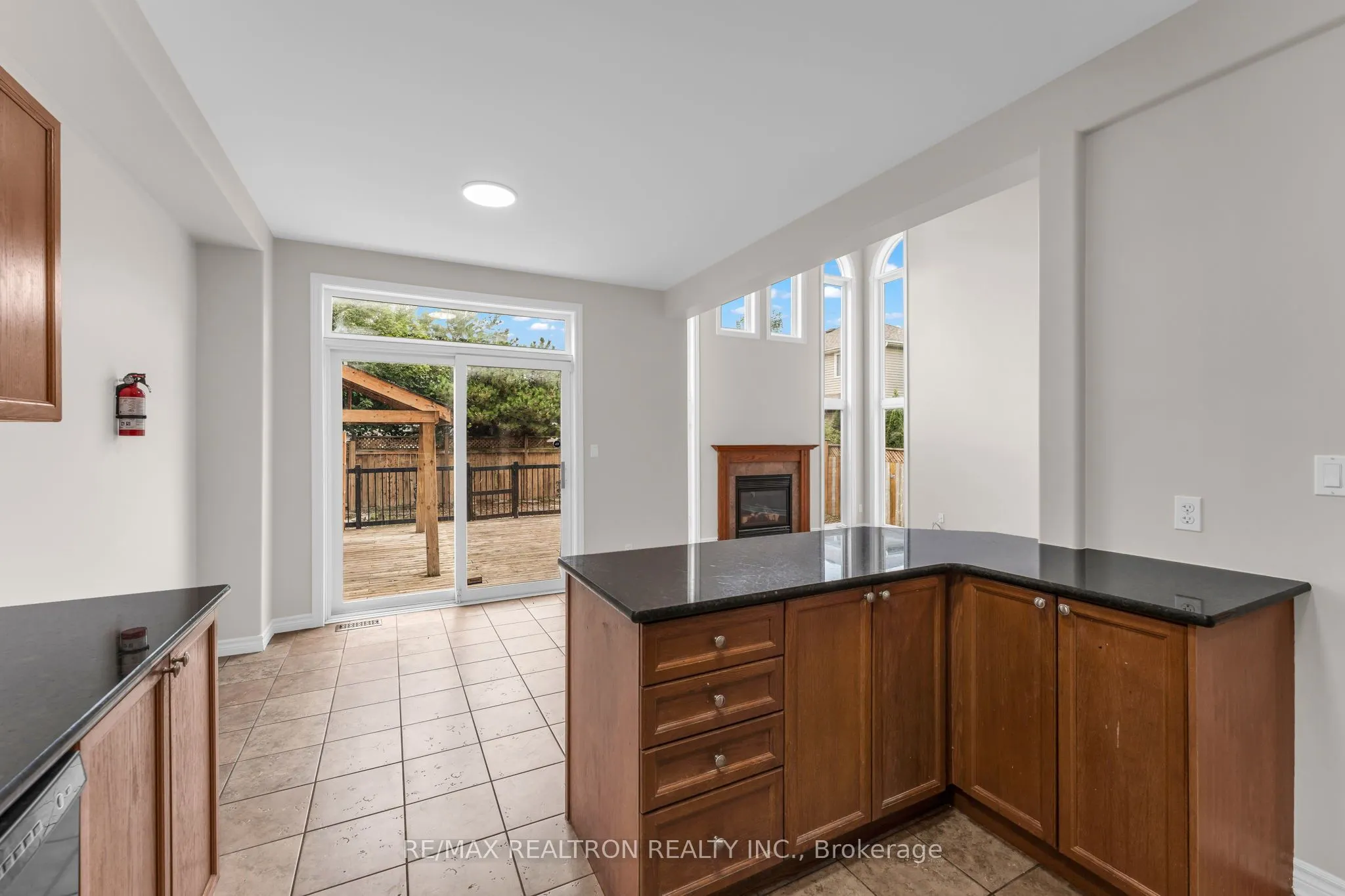 1422 Stoneridge Drive