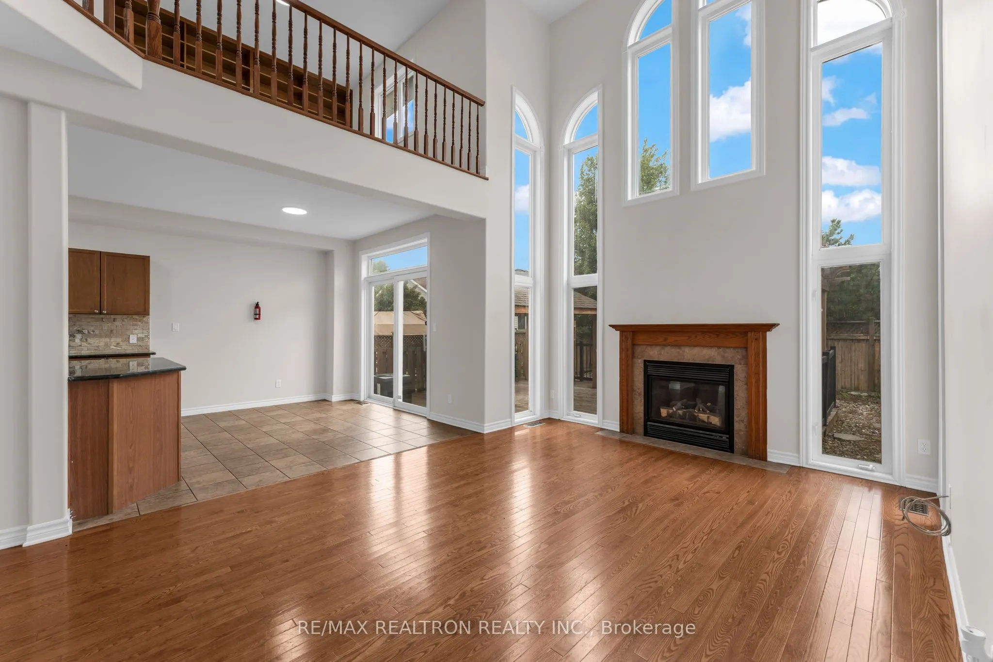 1422 Stoneridge Drive