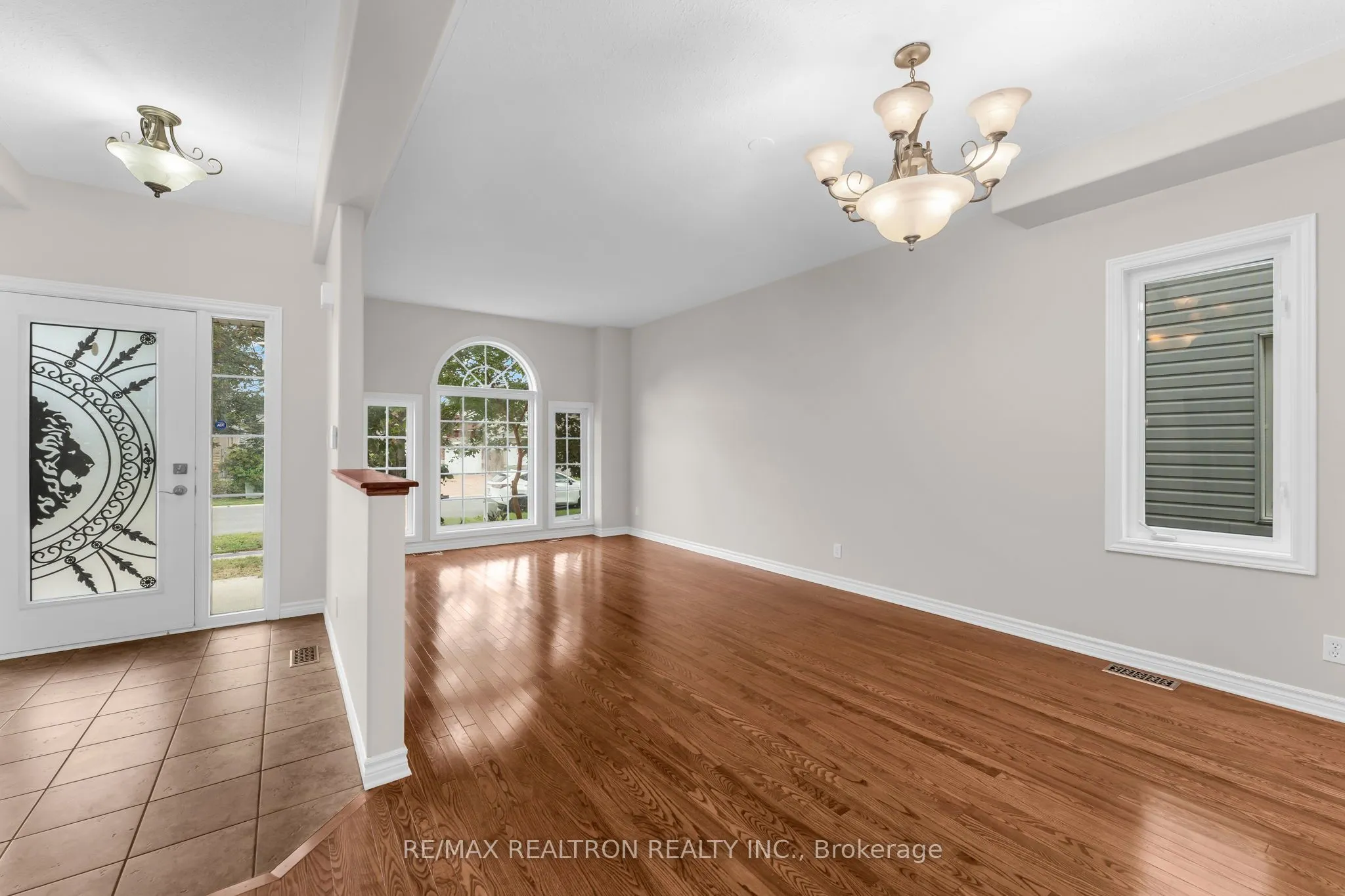 1422 Stoneridge Drive
