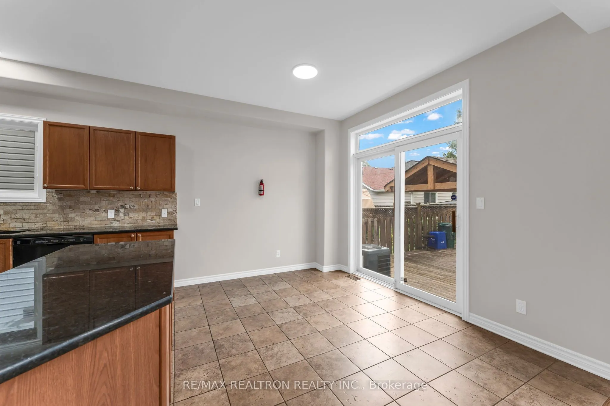 1422 Stoneridge Drive