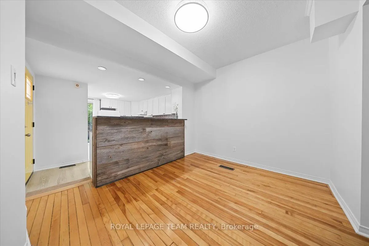 135 Upper Lorne Place