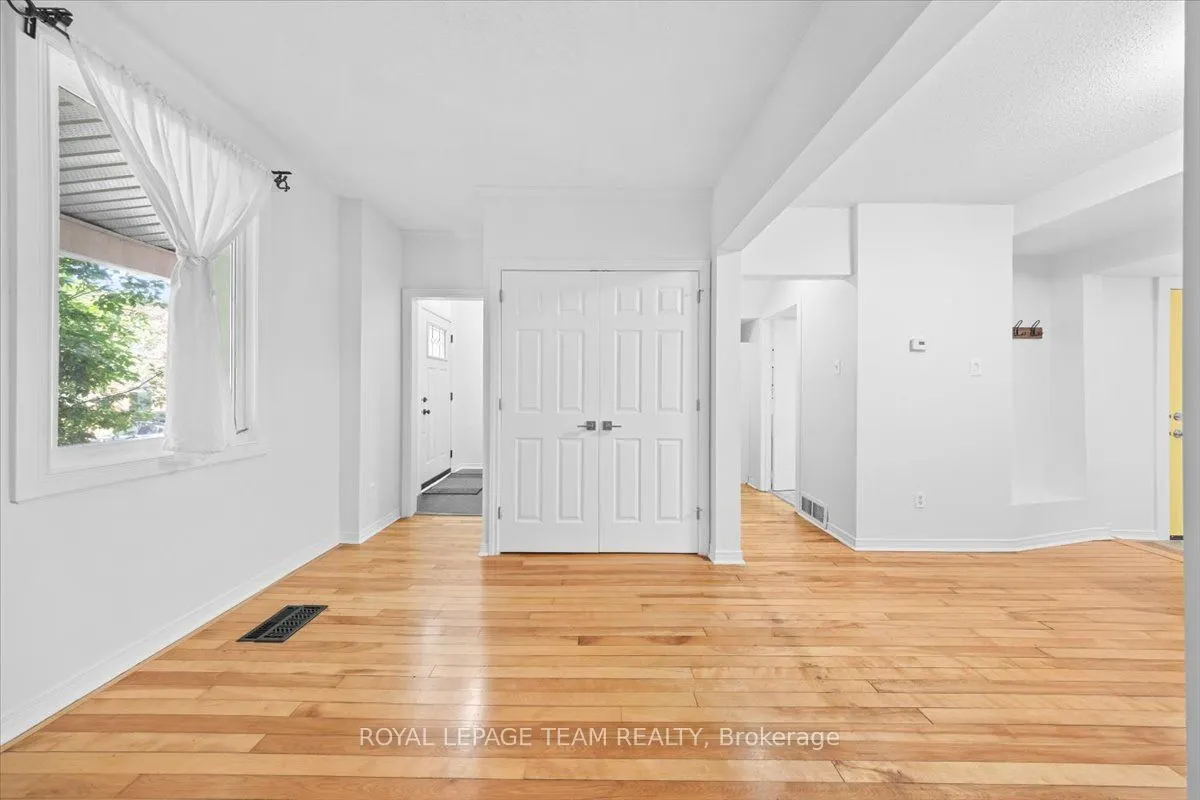 135 Upper Lorne Place