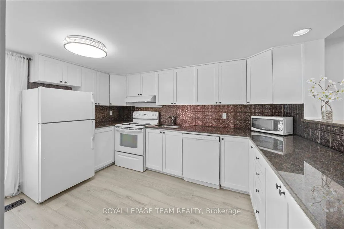 135 Upper Lorne Place