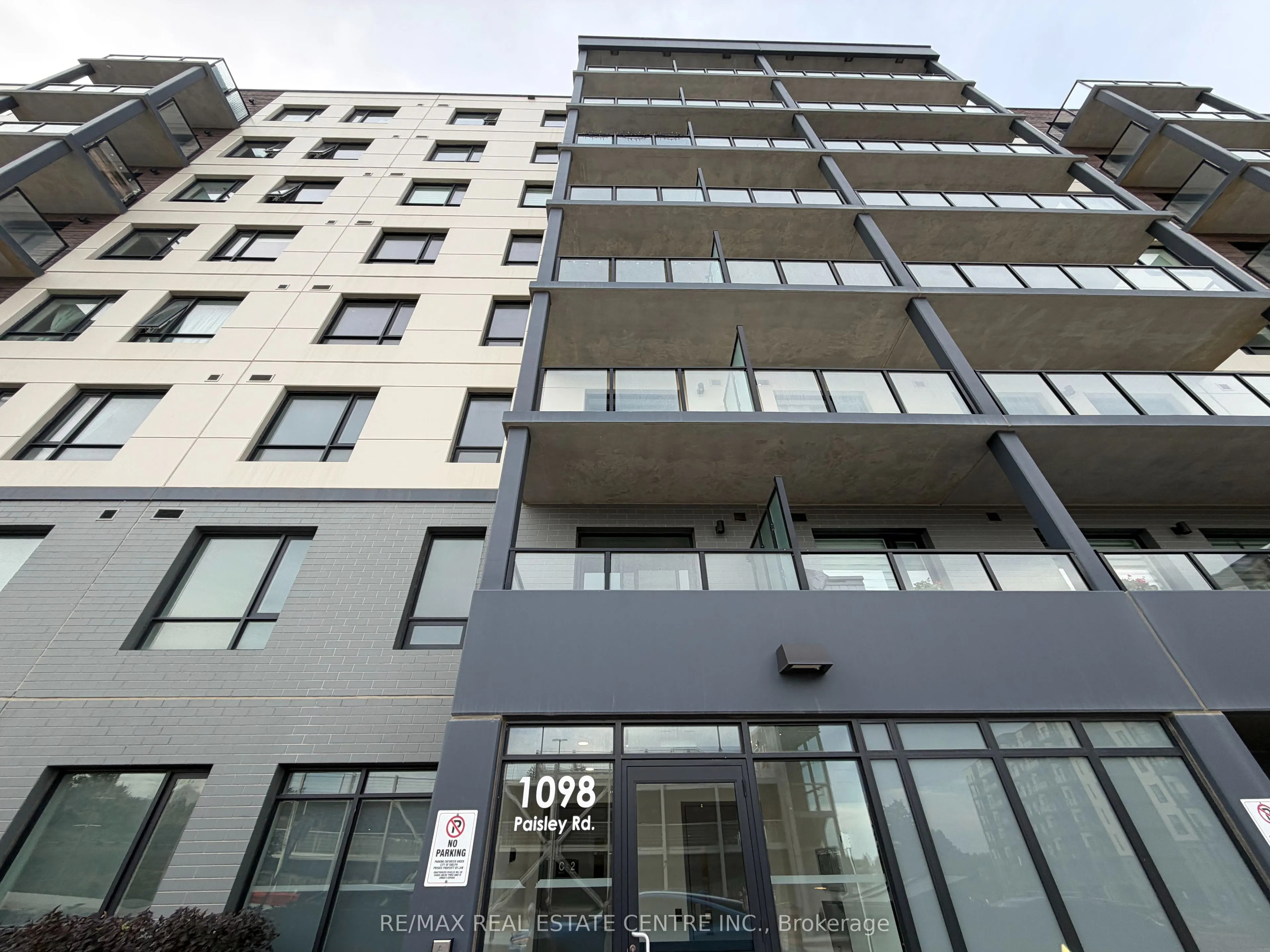 1098 Paisley Road #105A