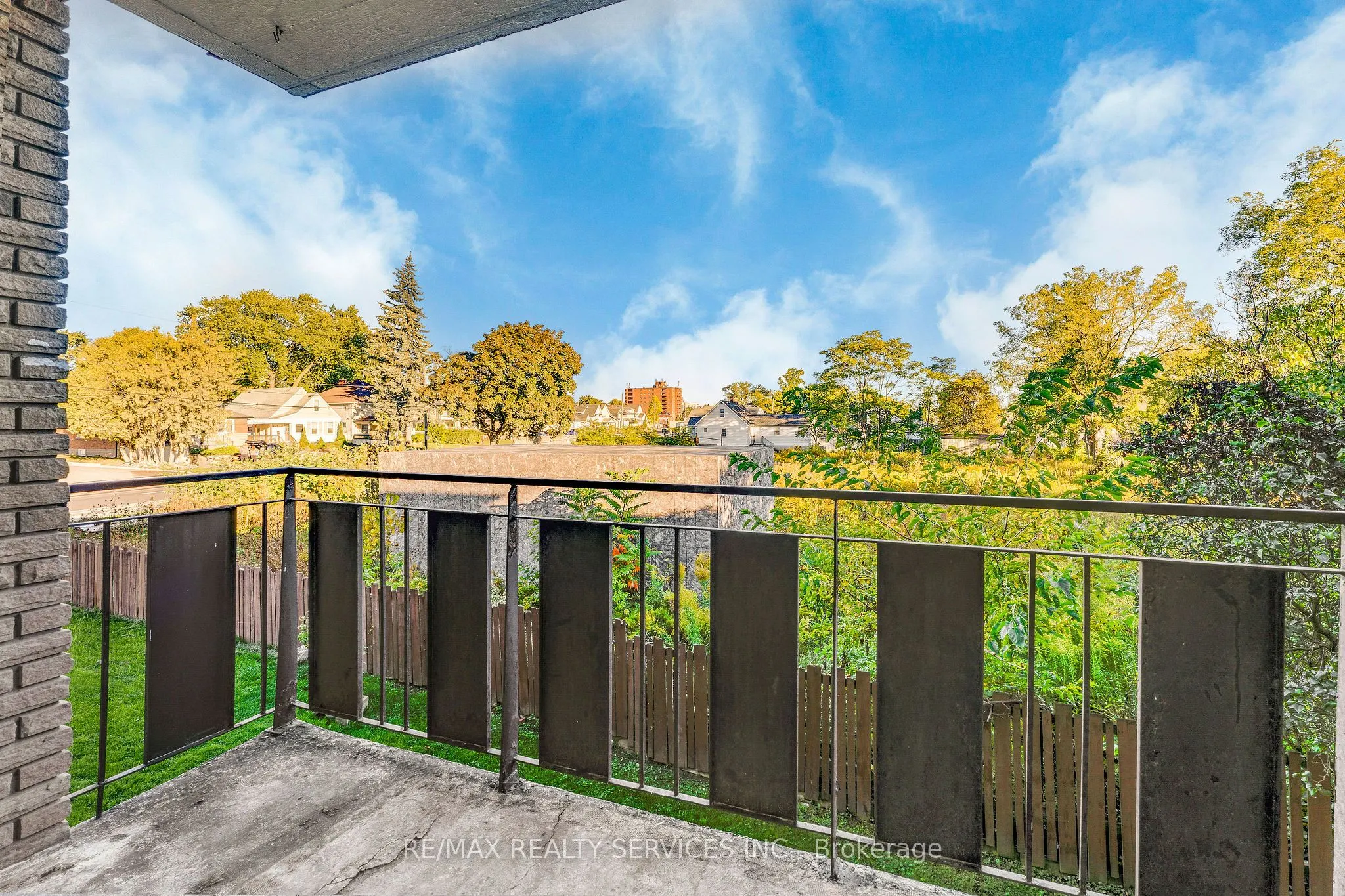 4218 Portage Road #206