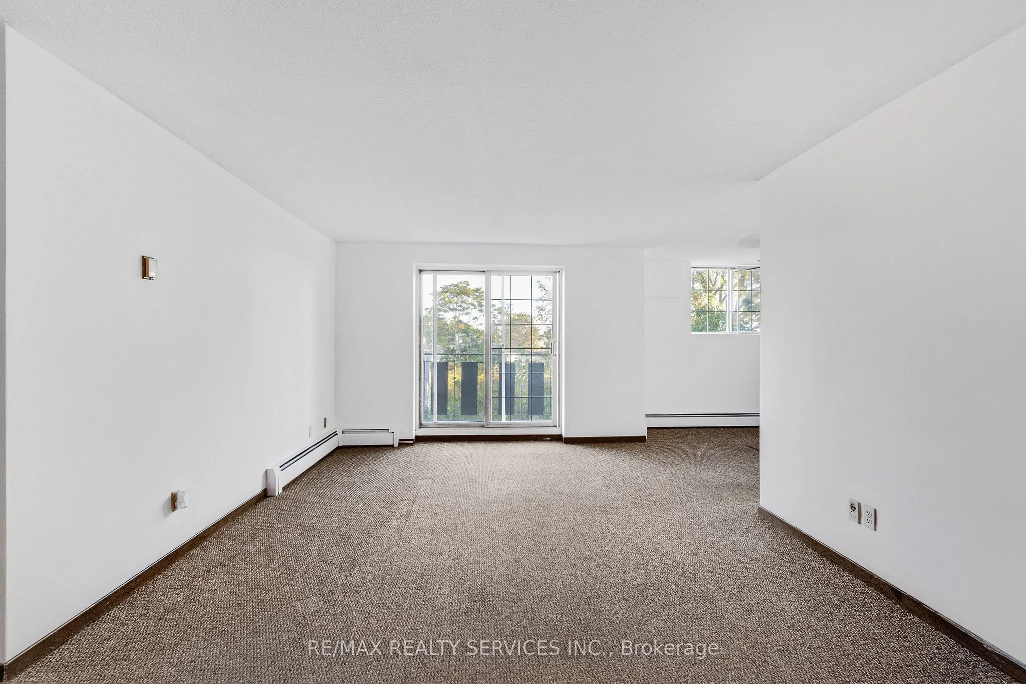 4218 Portage Road #206