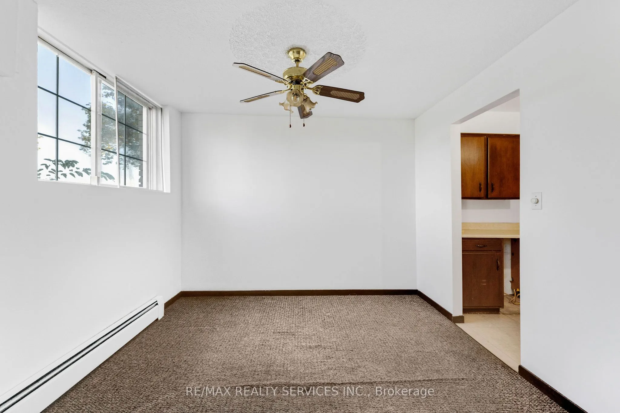 4218 Portage Road #206