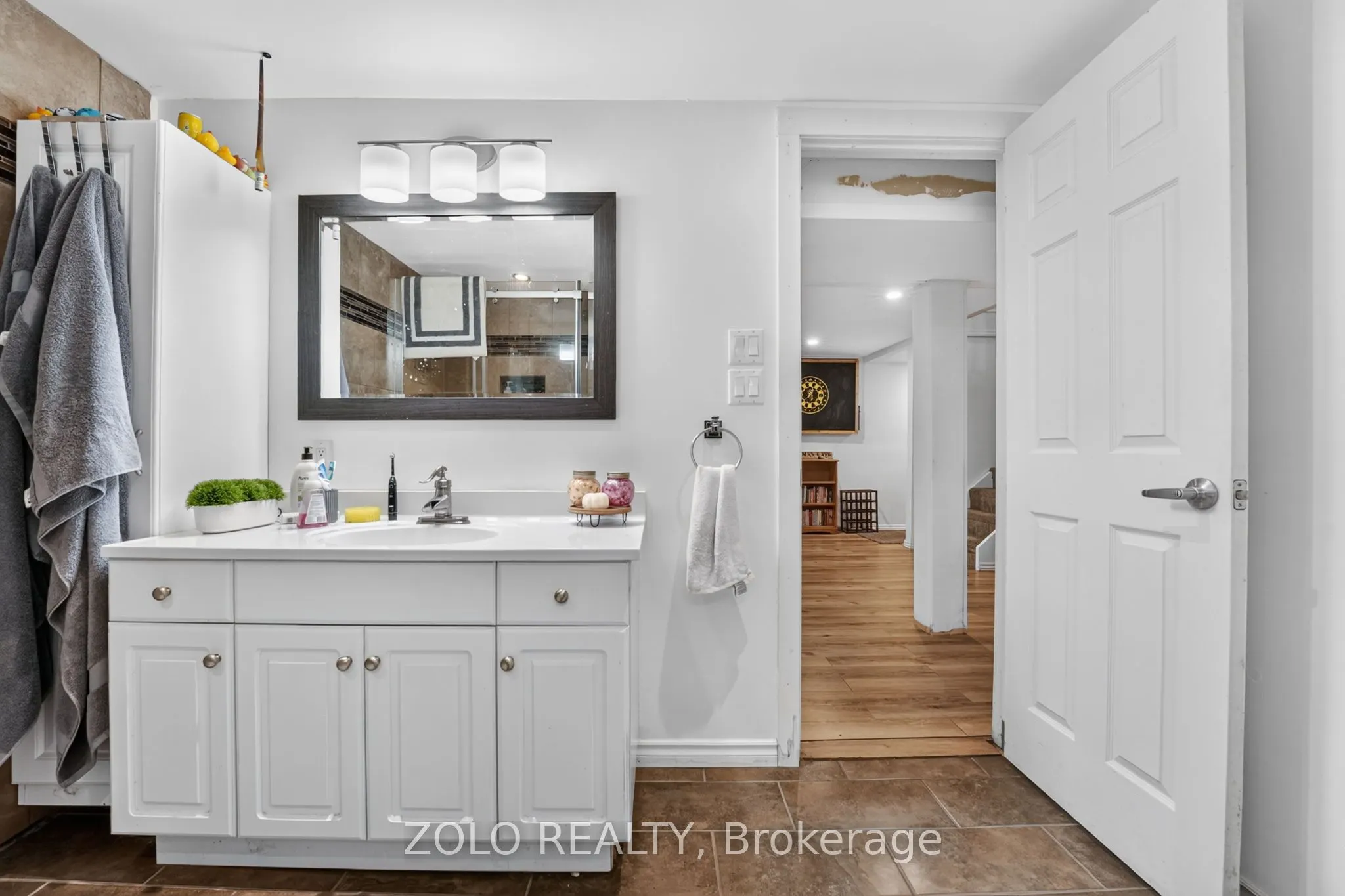 381 Beachview Avenue