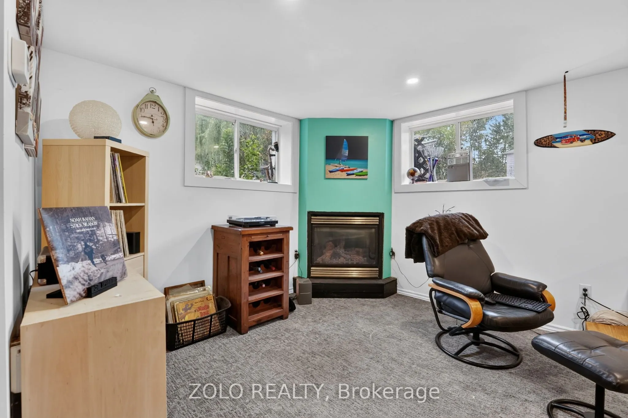 381 Beachview Avenue